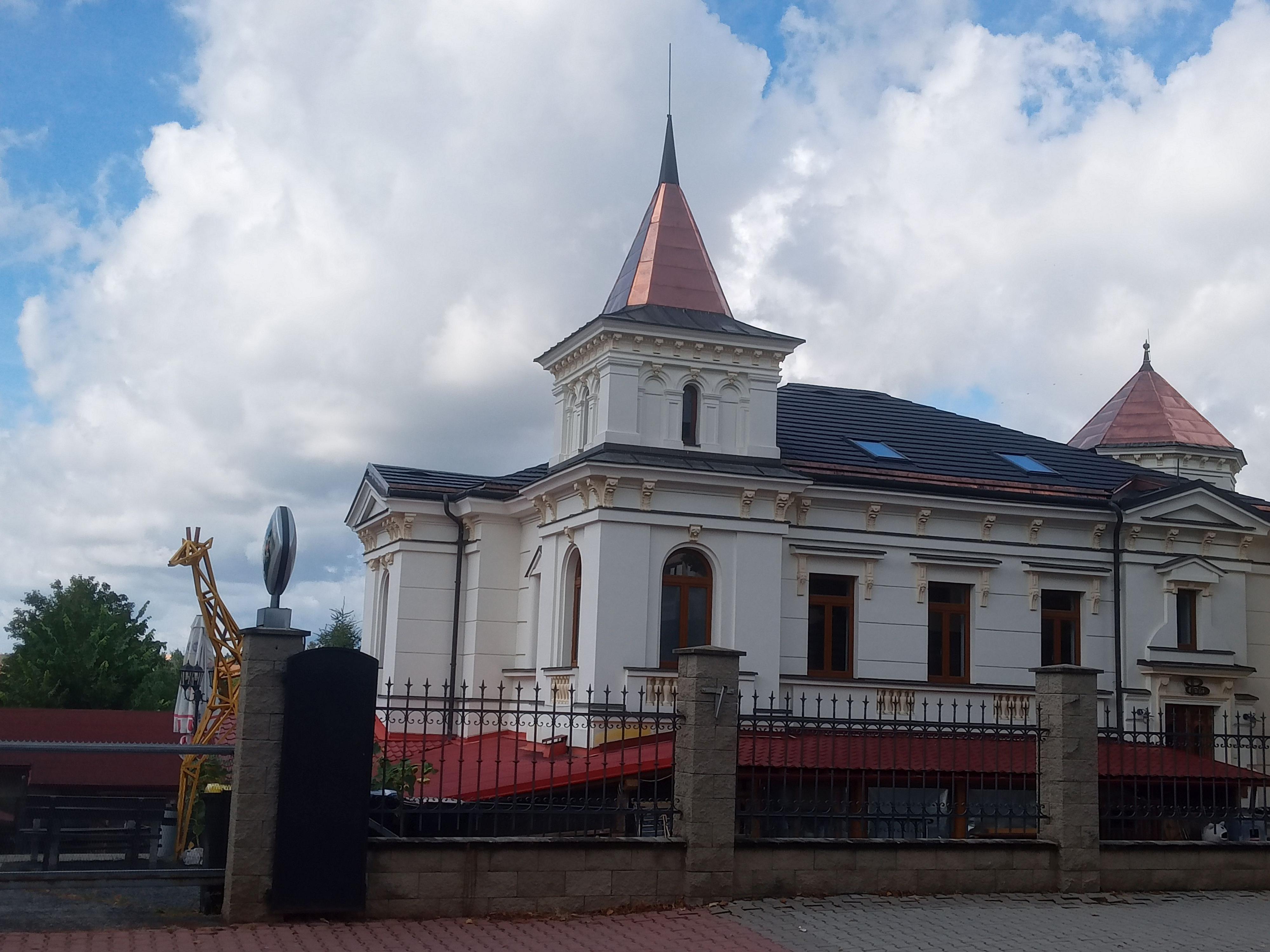 Bejby Turnov - Apartmány - Penzion - Dětský park foto 5