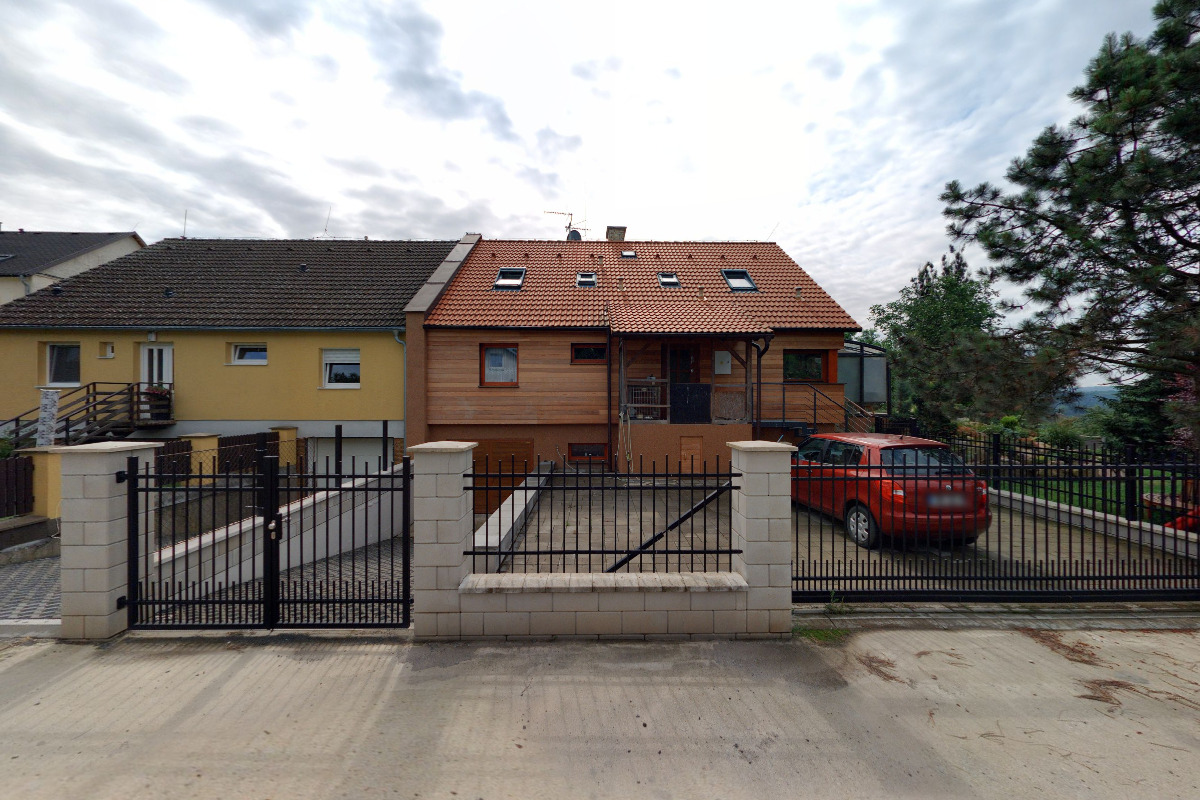 MANIFOLD GROUP, s.r.o.