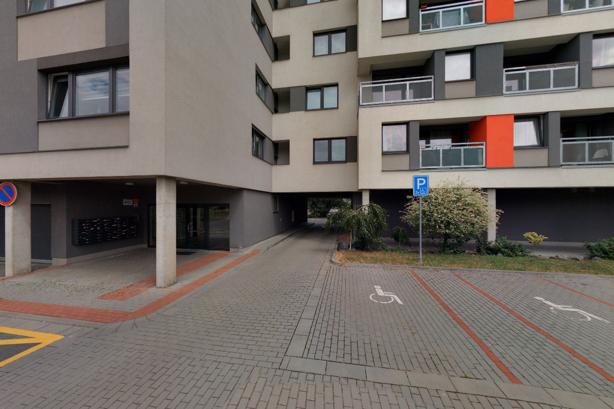 Vladimír Dluhoš - Odhady nemovitostí