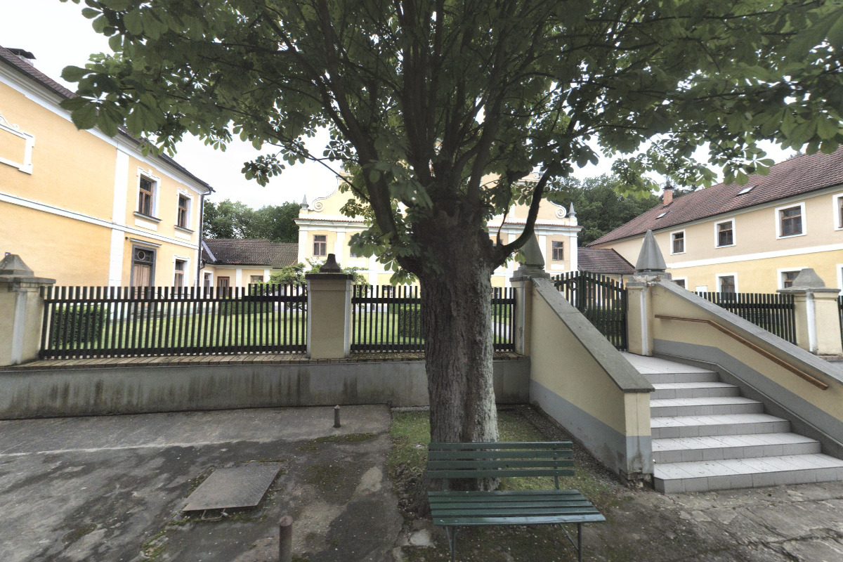 Římskokatolická farnost Lomec