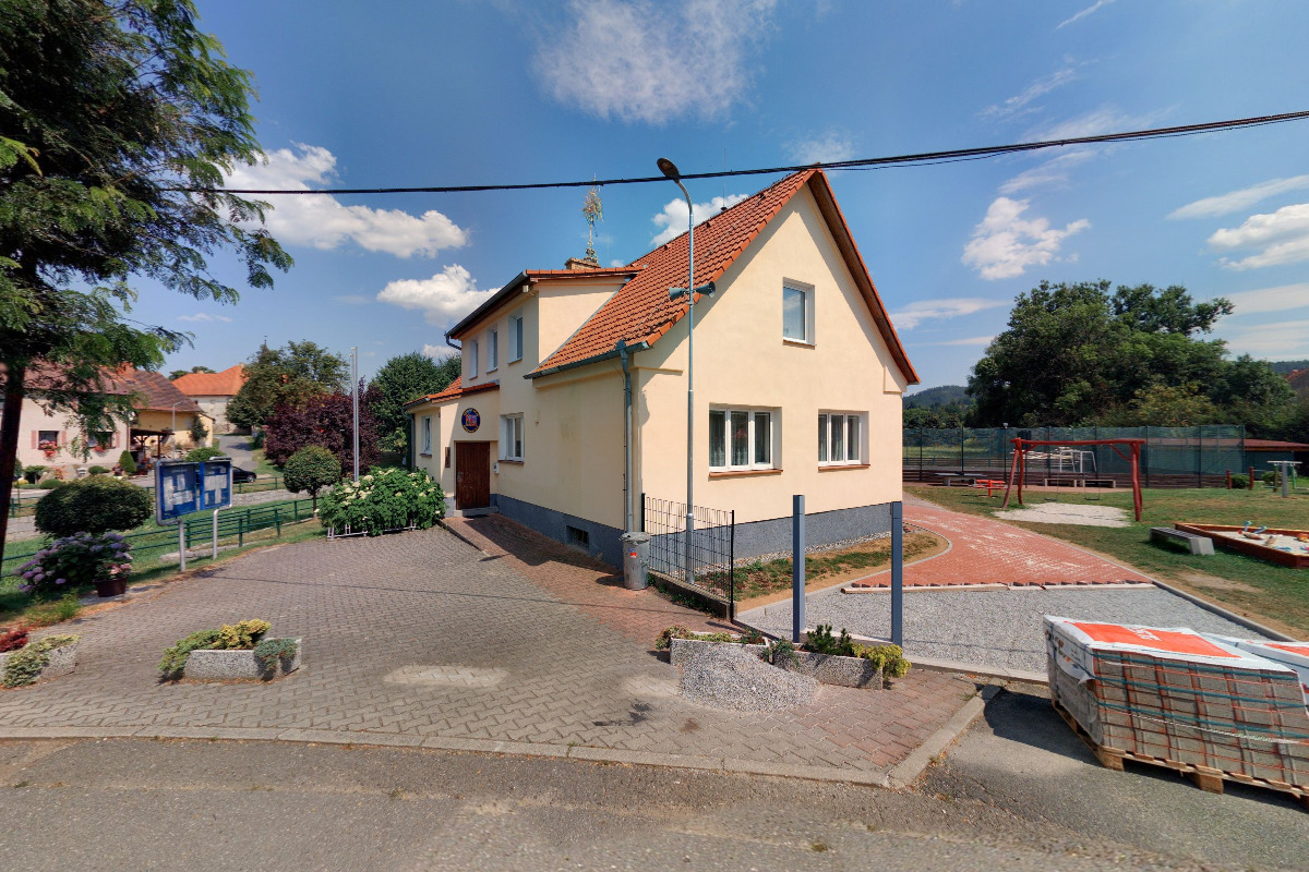 Štěchovice - obecní úřad foto 2