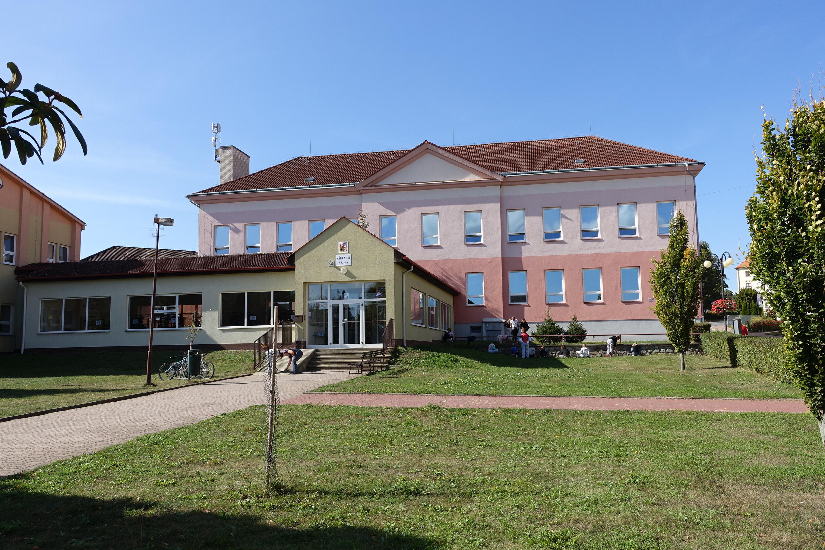 Základní škola Hrotovice foto 2