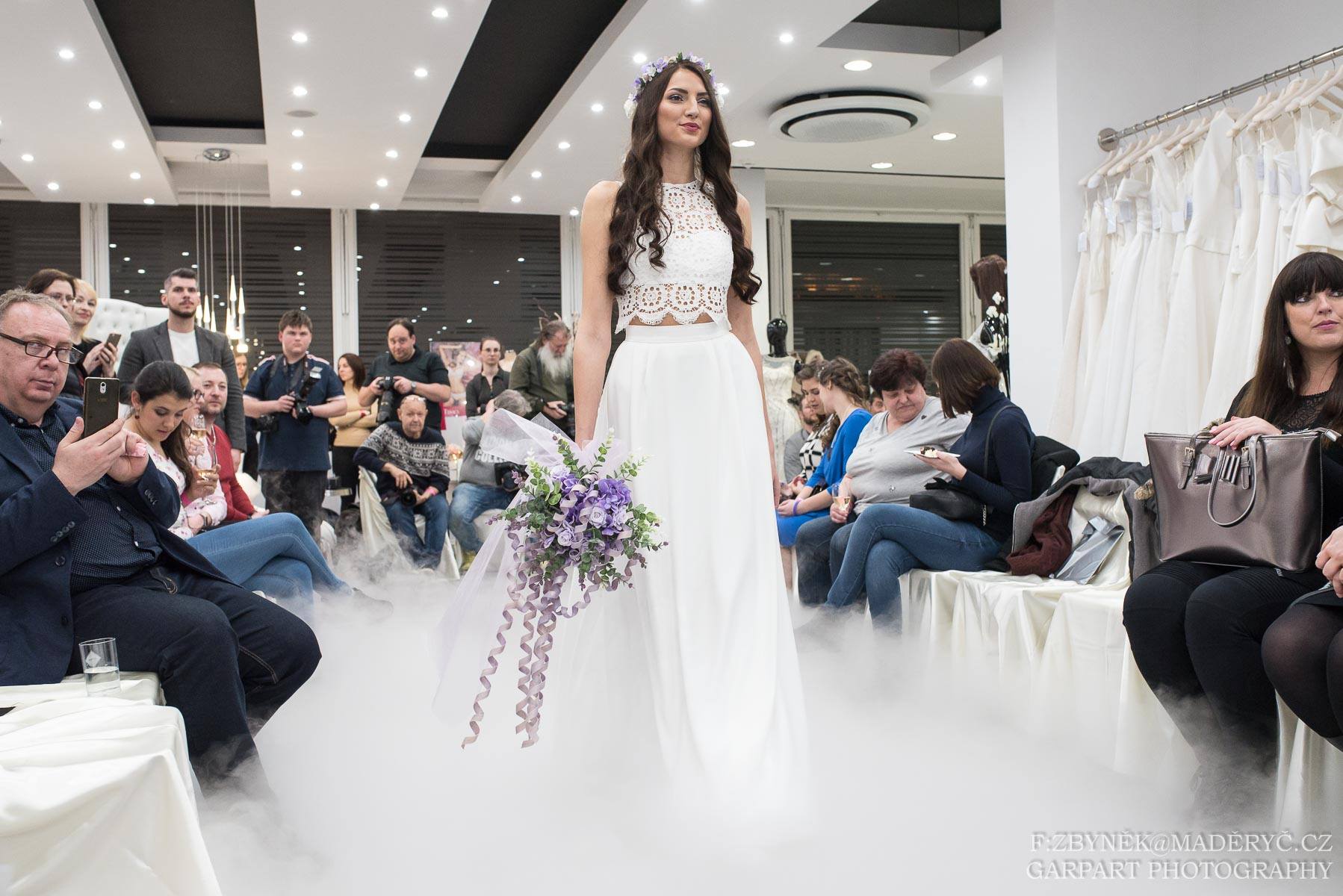 NAIVE - svatební salon foto 4