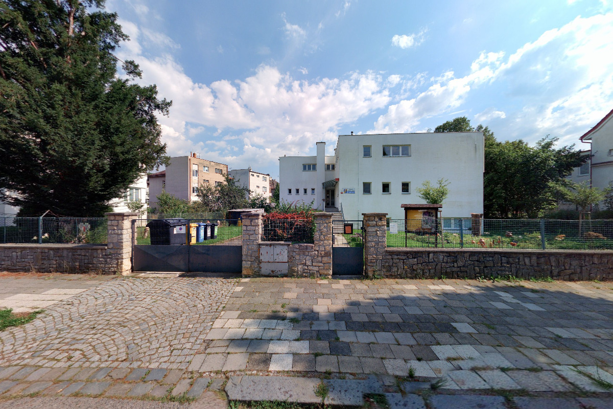 ZUŠ Bedřicha Kozánka, Přerov, Máchova foto 2