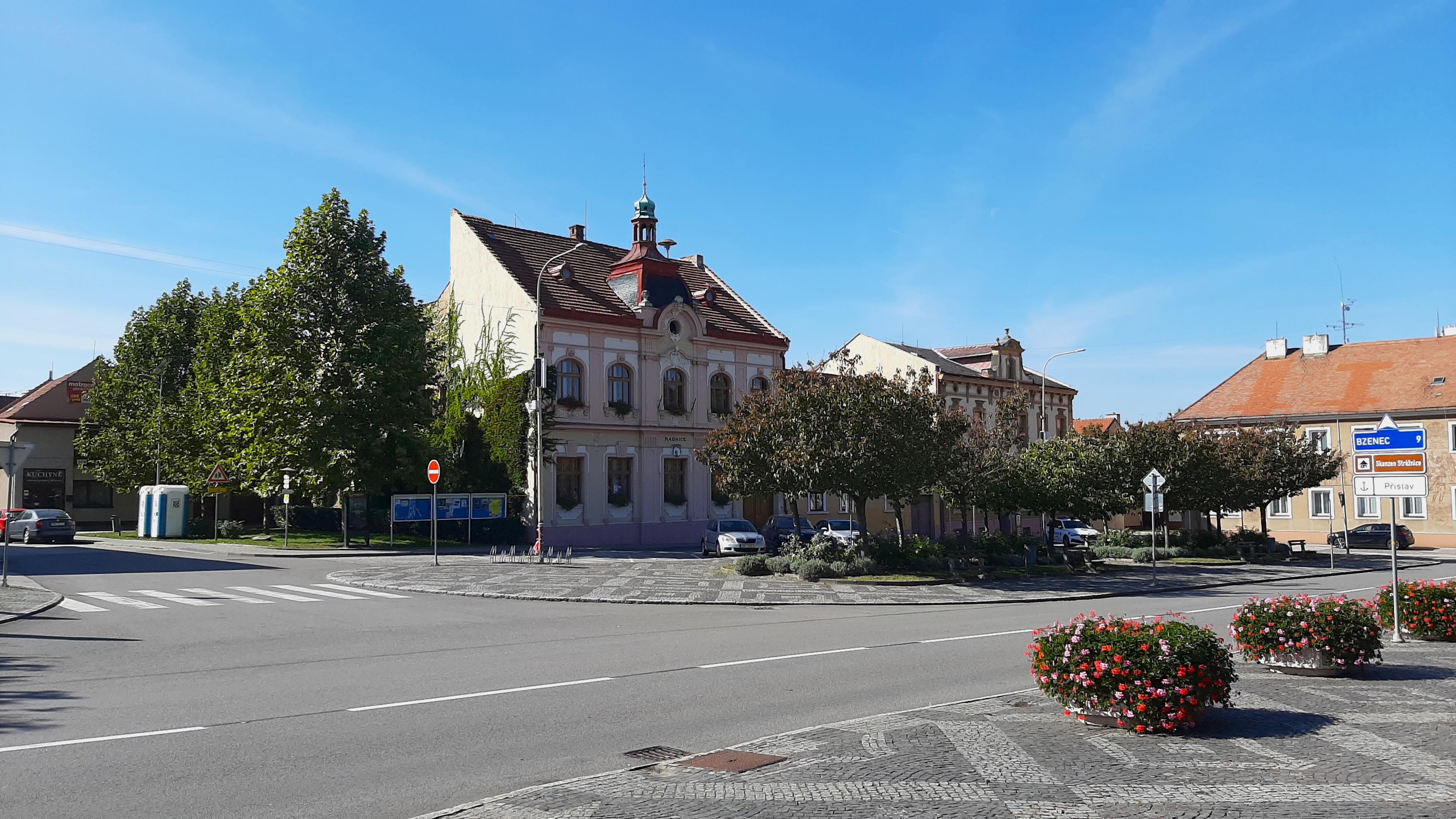 Strážnice - městský úřad foto 5