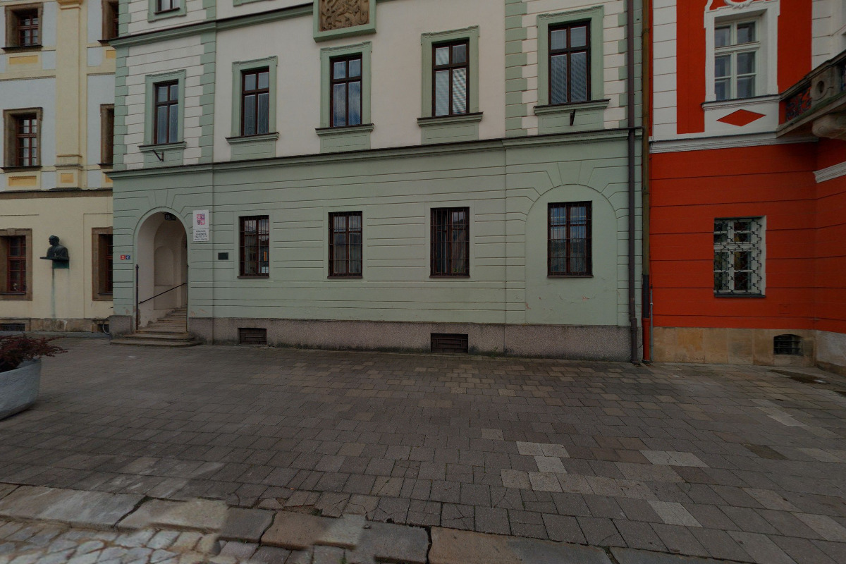 Krajské vojenské velitelství Hradec Králové foto 2