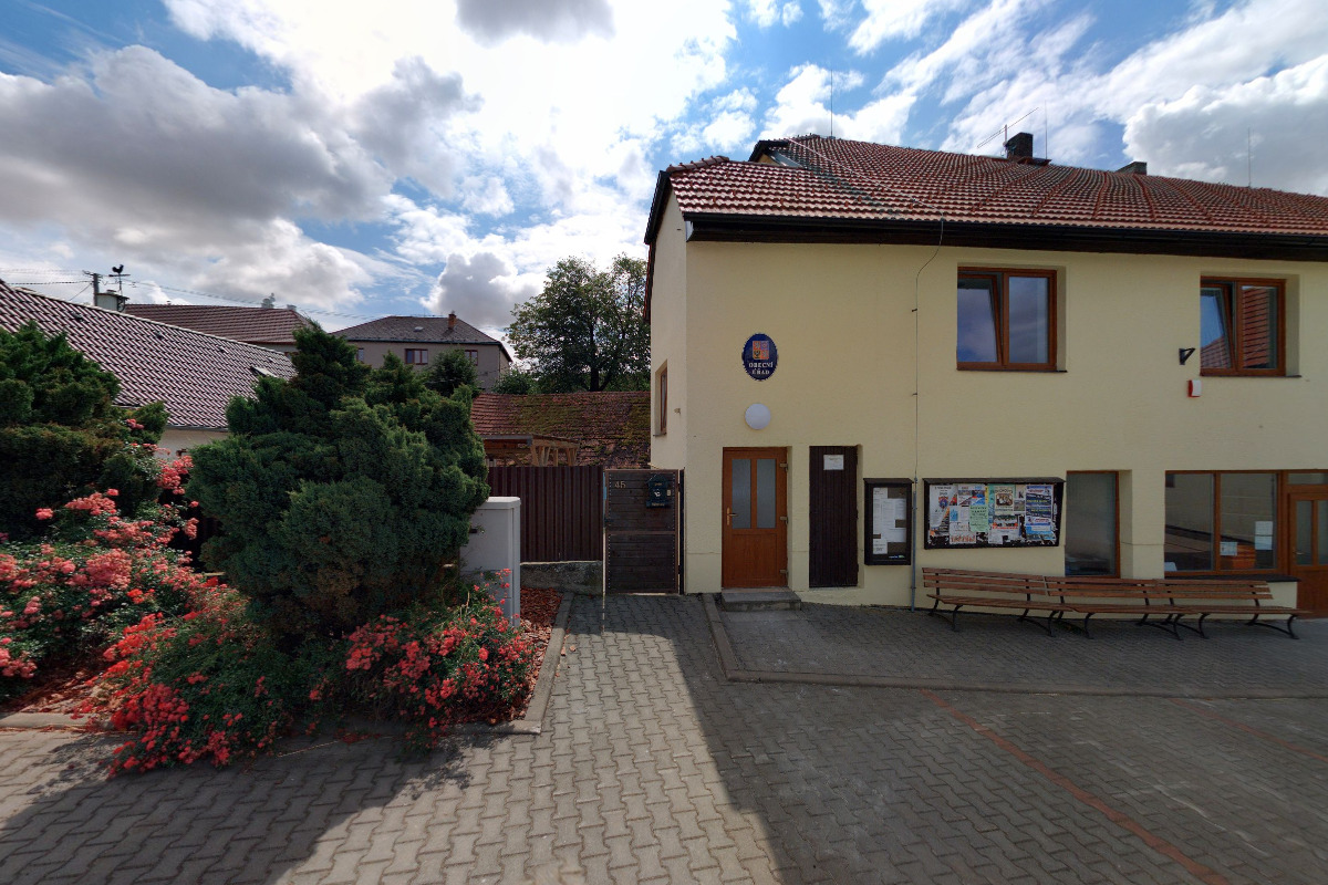 Veřejná knihovna Lomy