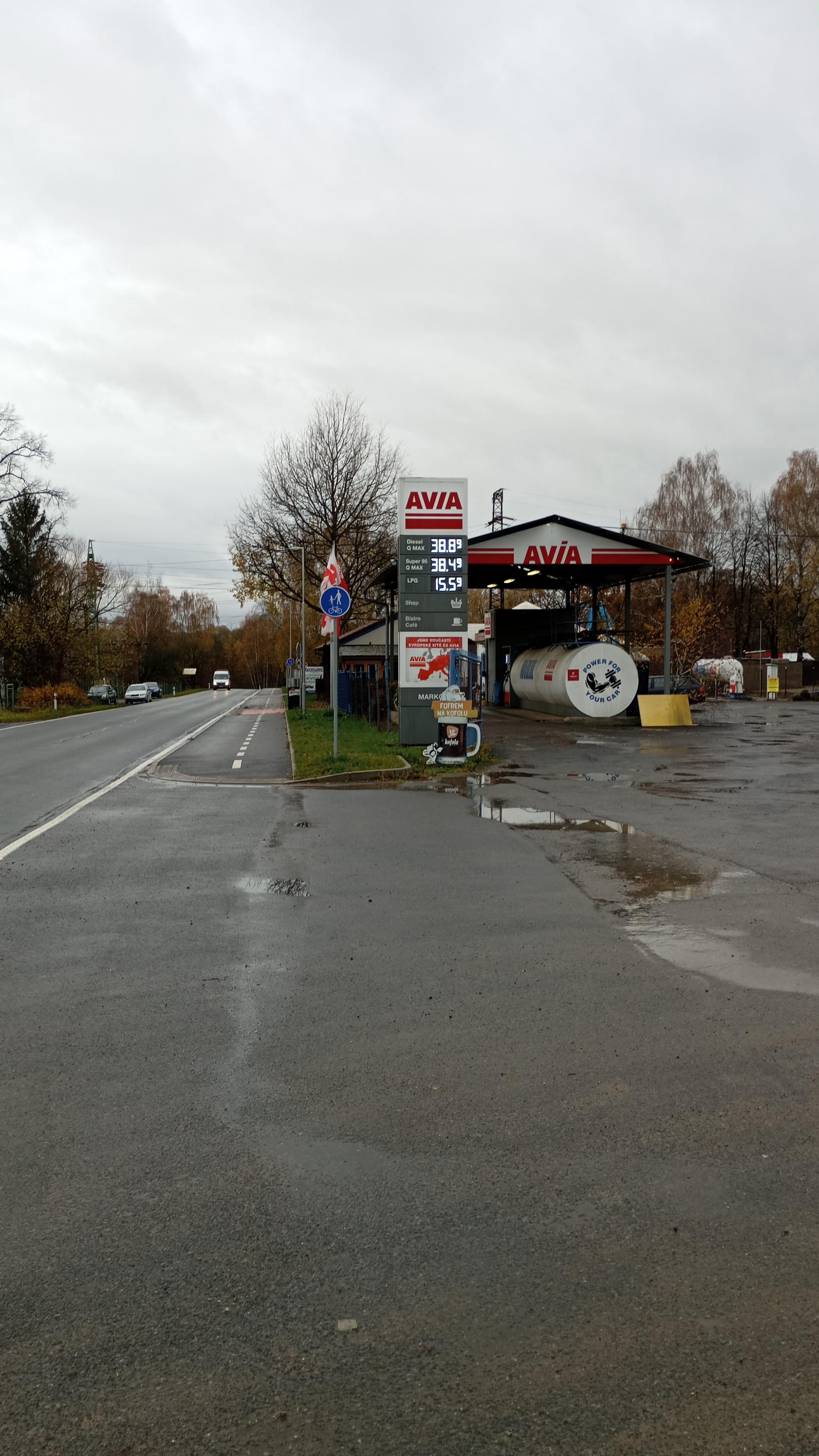 Čerpací stanice AVIA foto 1
