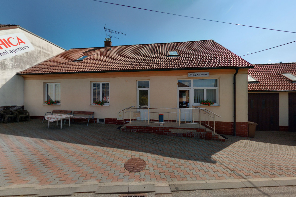 Smíšené zboží Ostašov foto 1