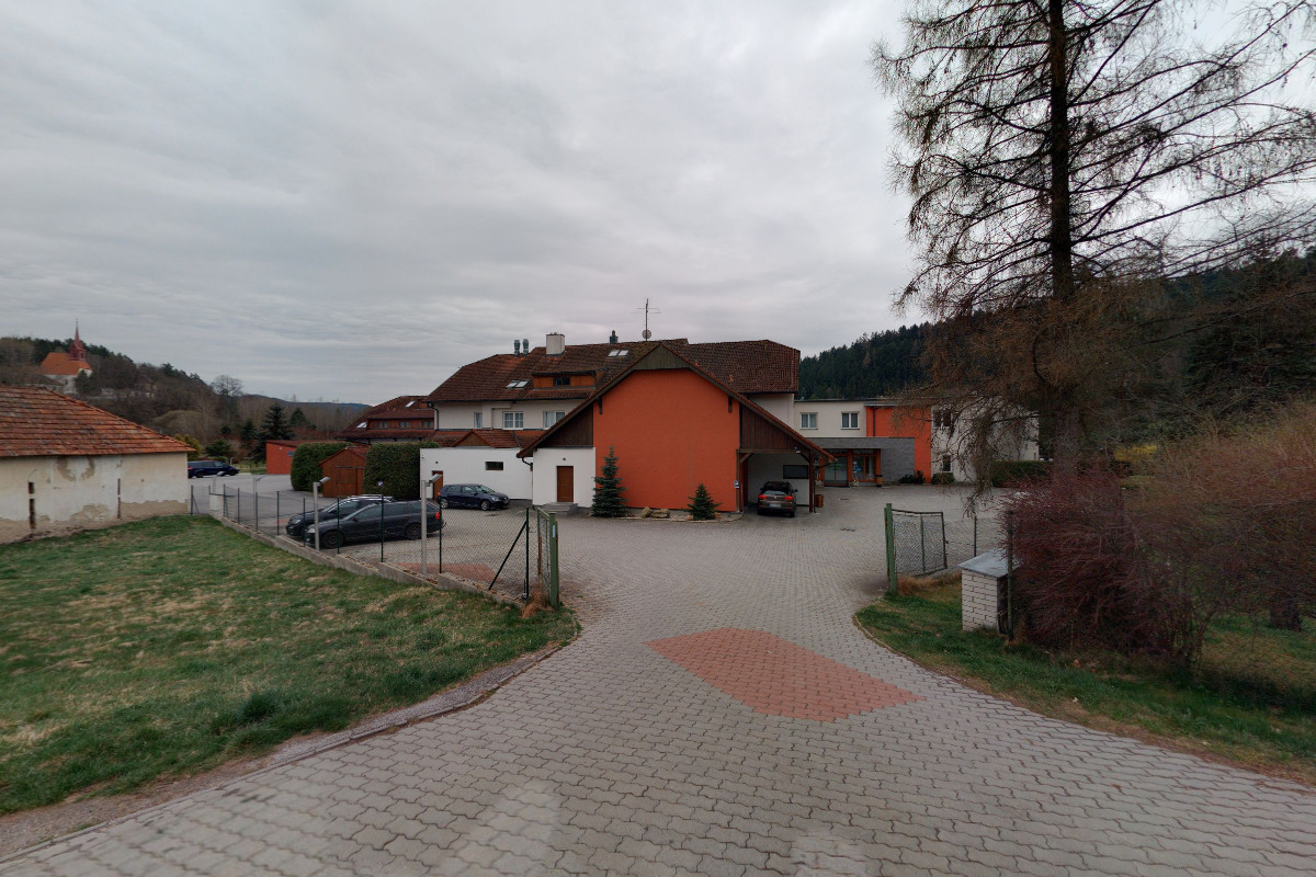 Restaurace Sporthotel Zátoň foto 5