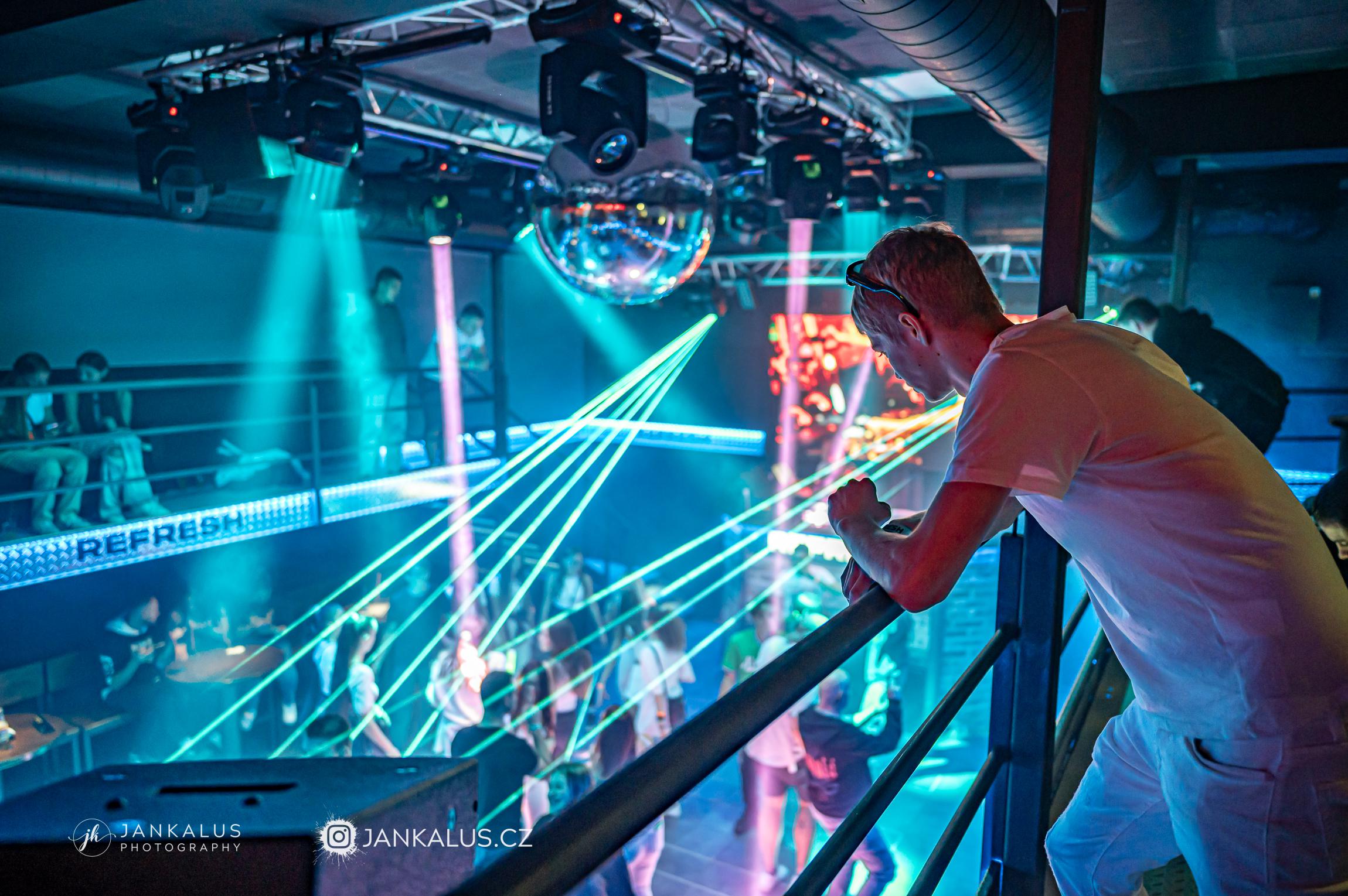 Refresh Music Bar foto 6