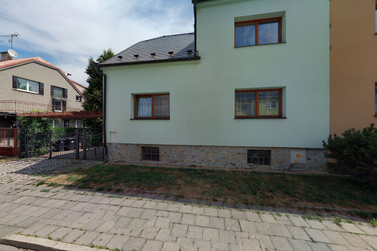 MUDr. Bohumil Navrátil - znalec ve zdravotnictví