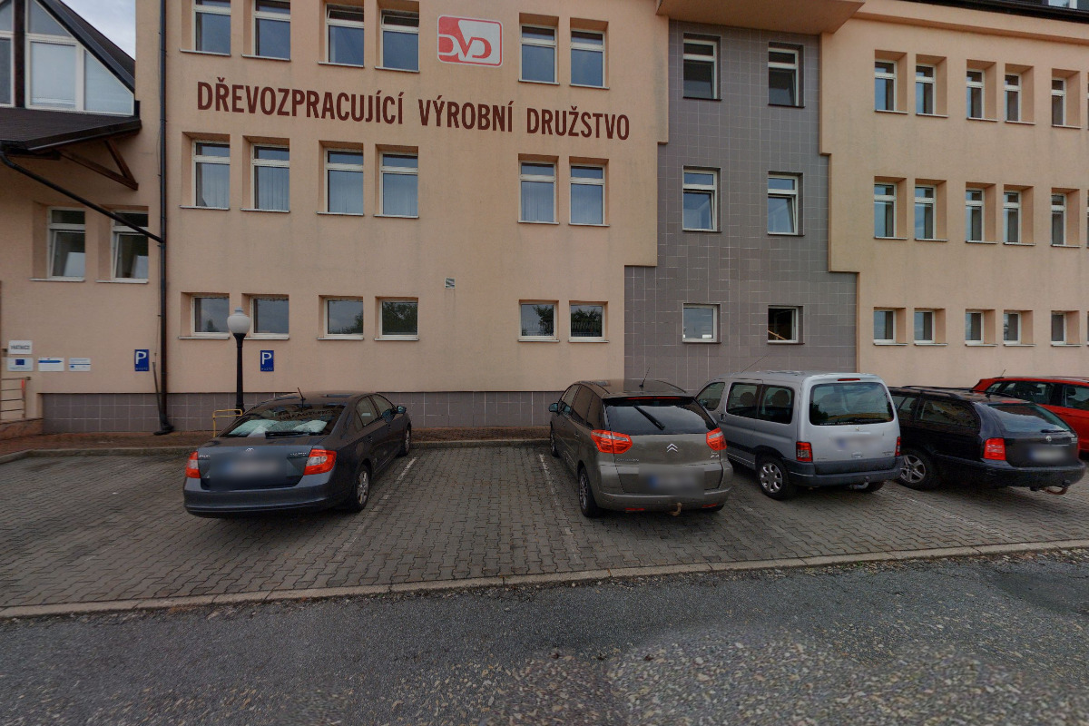 Dřevozpracující výrobní družstvo foto 2