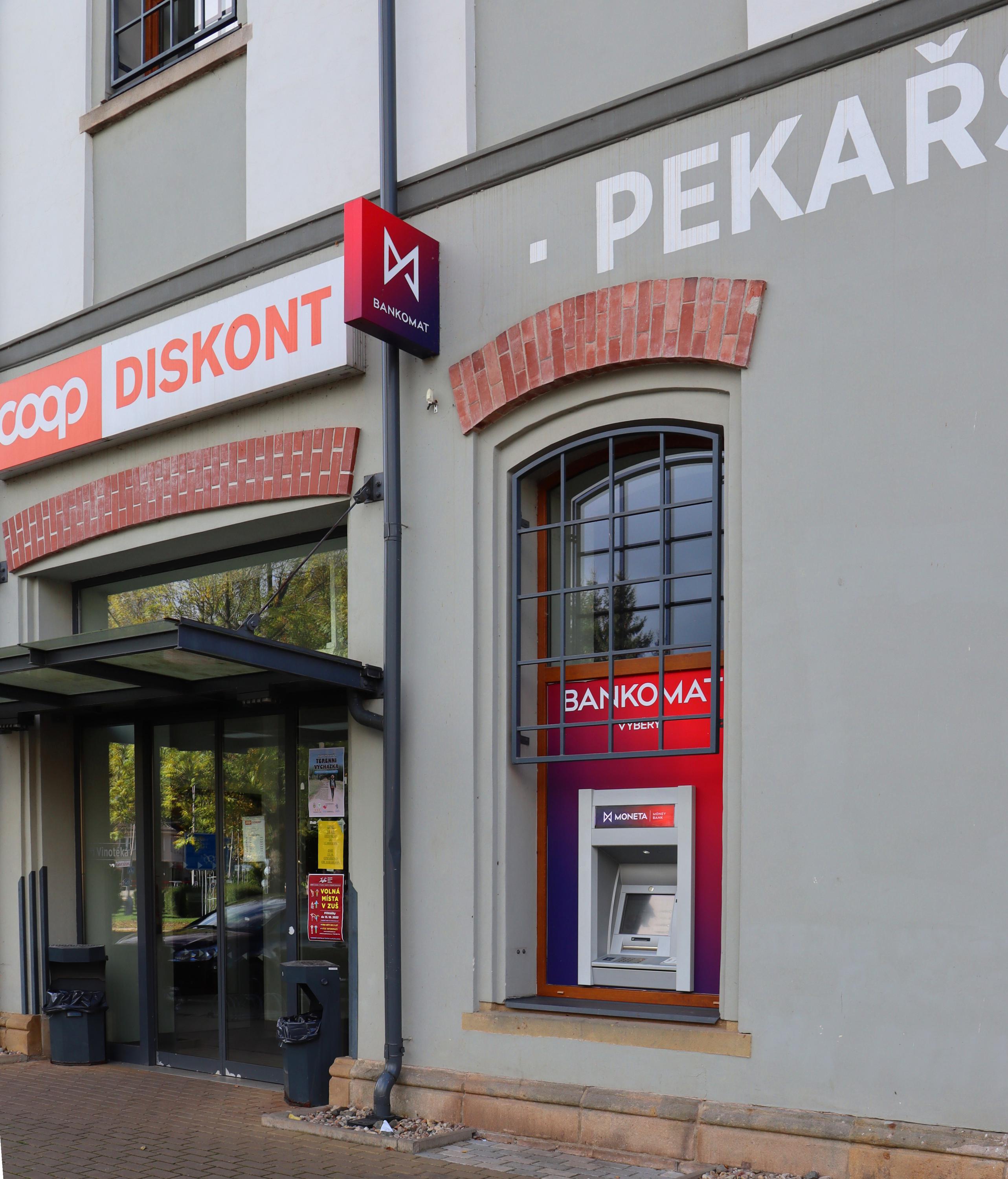 Bankomat MONETA Money Bank foto 1