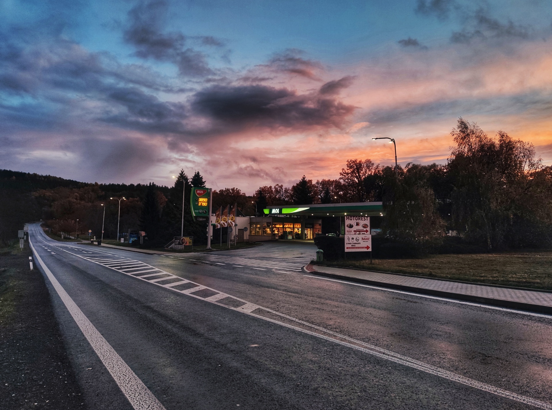 MOL foto 3