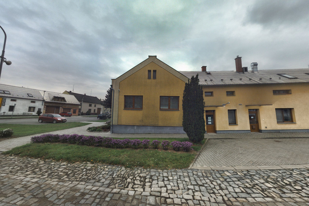 Místní knihovna Skrbeň foto 2