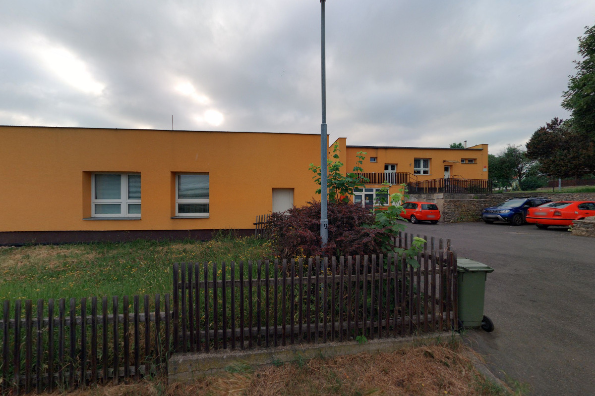 Obecní knihovna Velké Chvojno foto 1