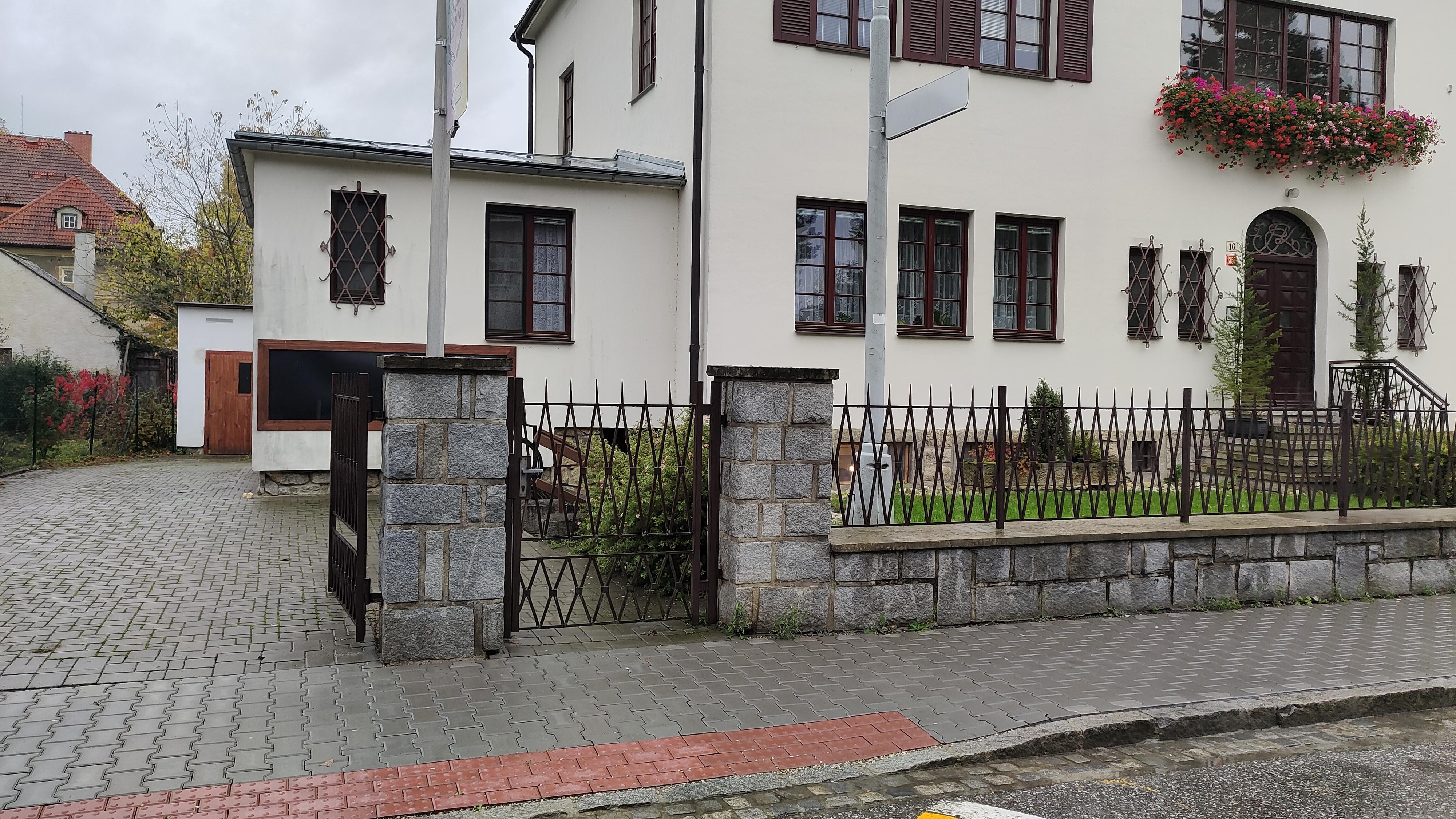 Kadeřnický salón U Mně - Monika Holoušová Mertová foto 2