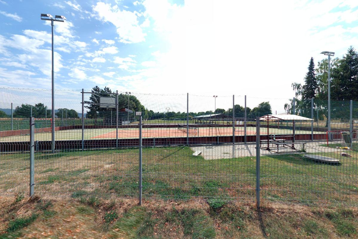 Víceúčelové hřiště Újezd