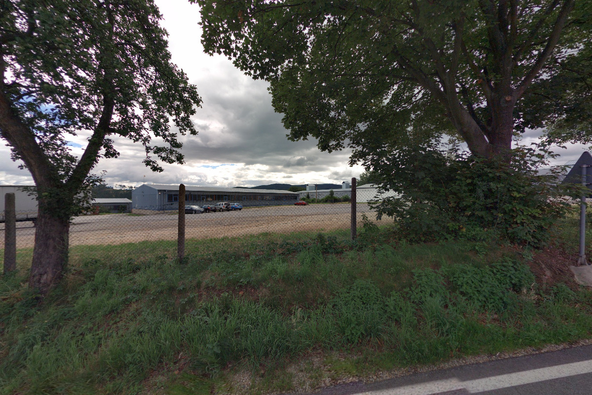 Pěstitelská pálenice a moštárna Lhenice foto 2