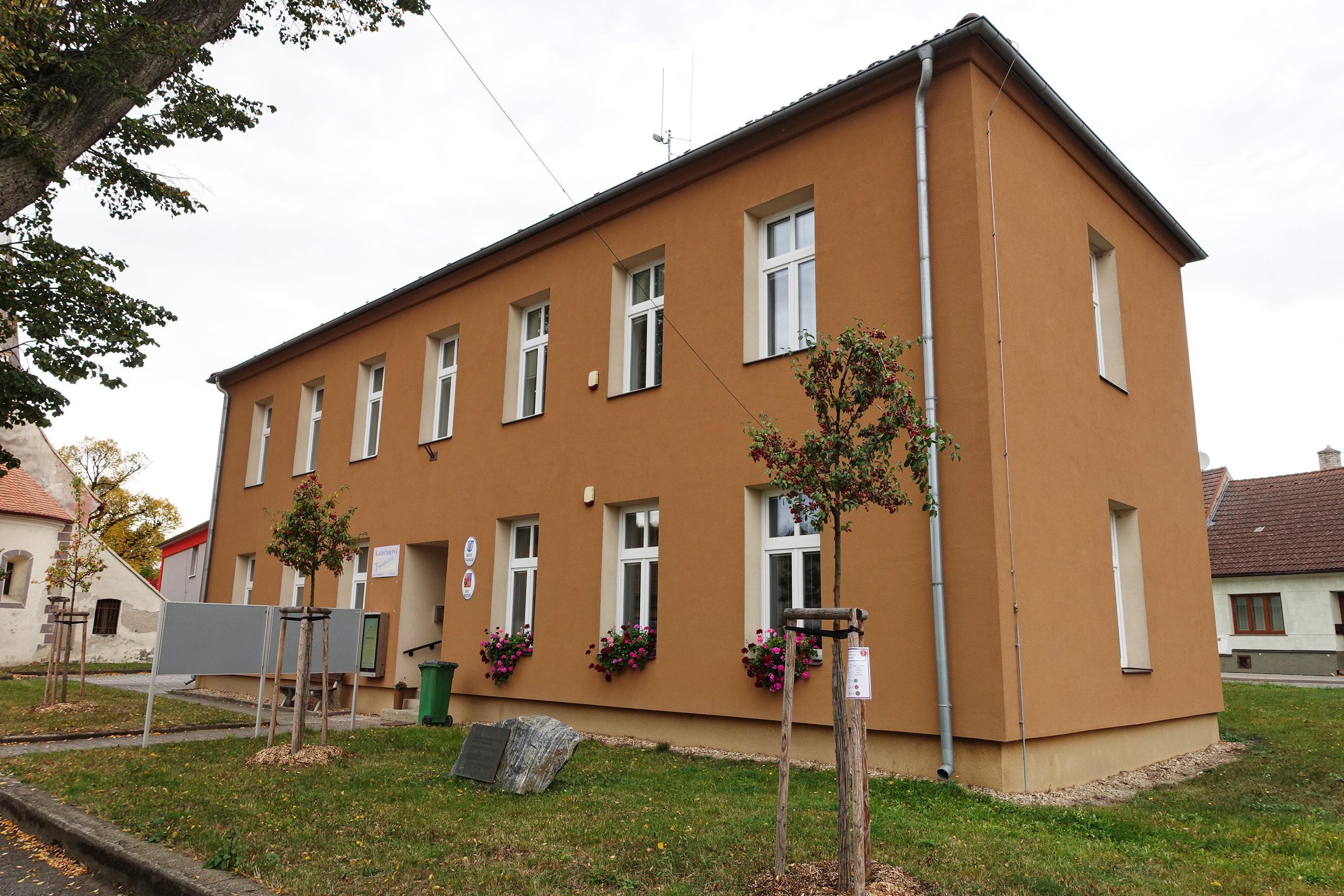 Vladislav - úřad městyse