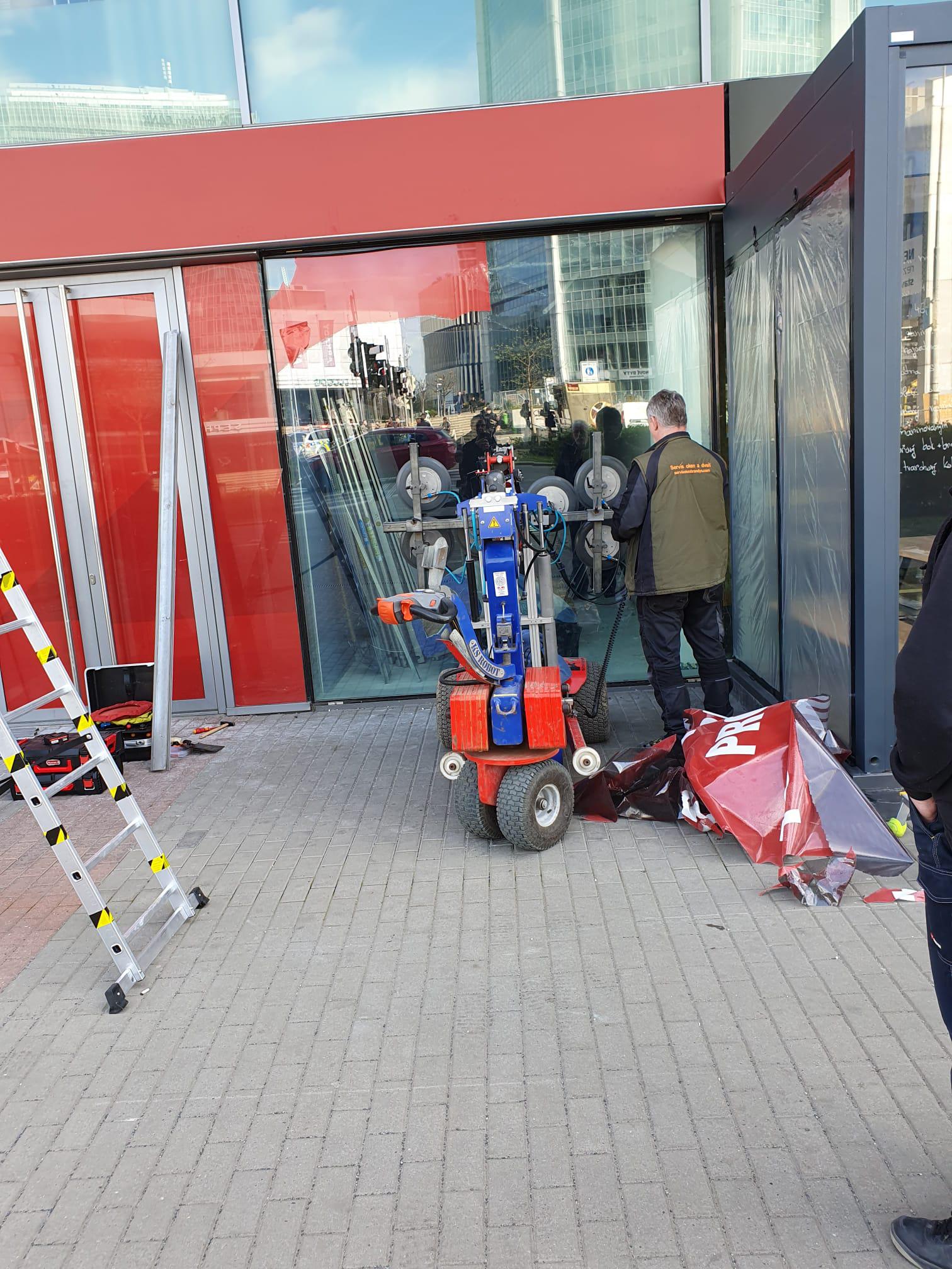 Servis oken a dveří - Roman Novák foto 2