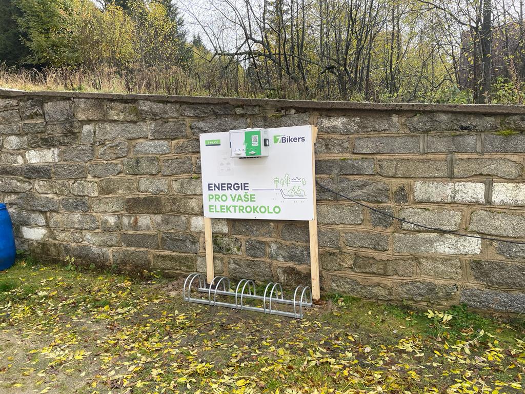 Nabíjecí stanice Restaurace - Hotel Jizerka 4 foto 3