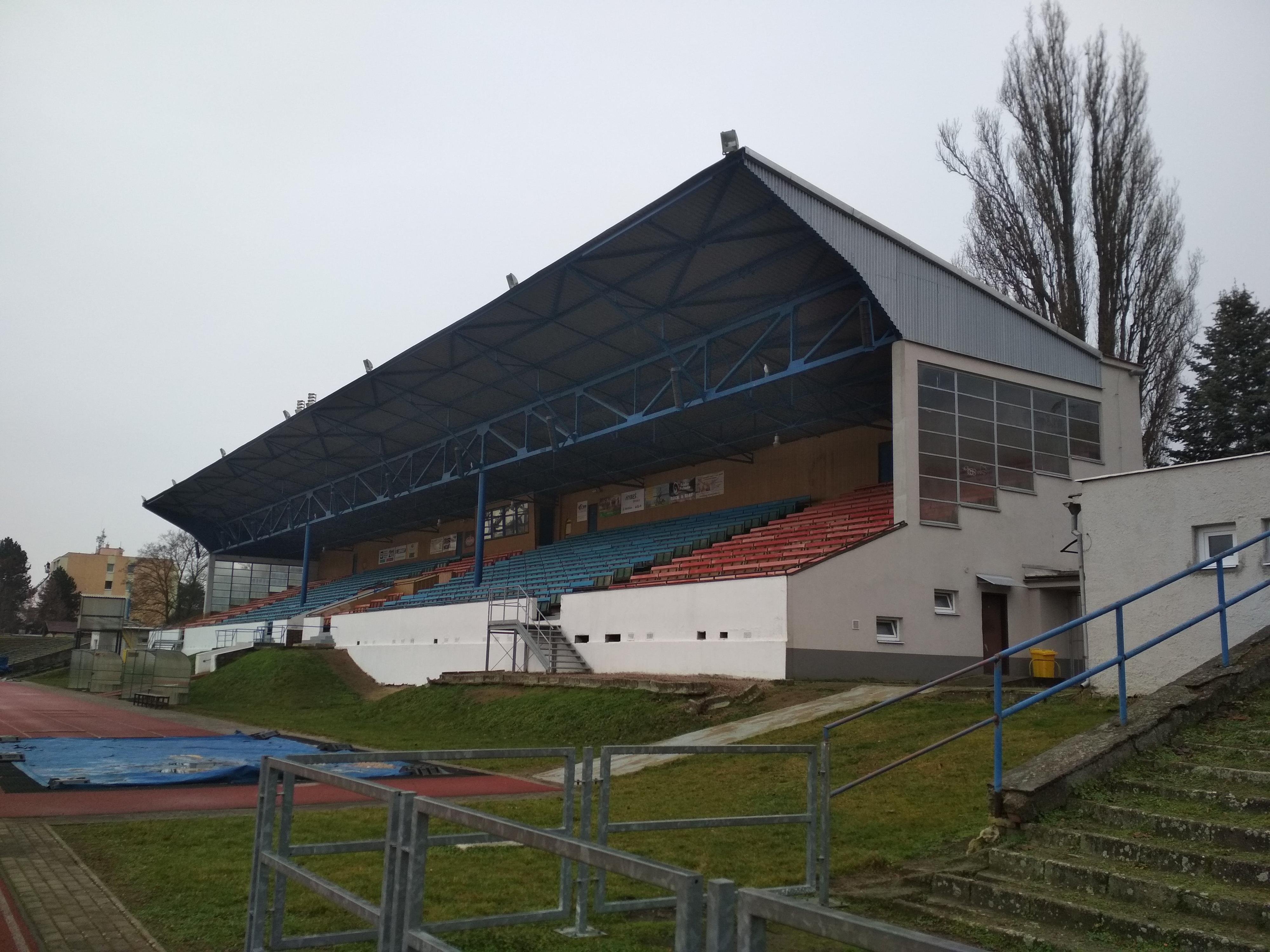 Městský atletický stadion Dukla foto 4