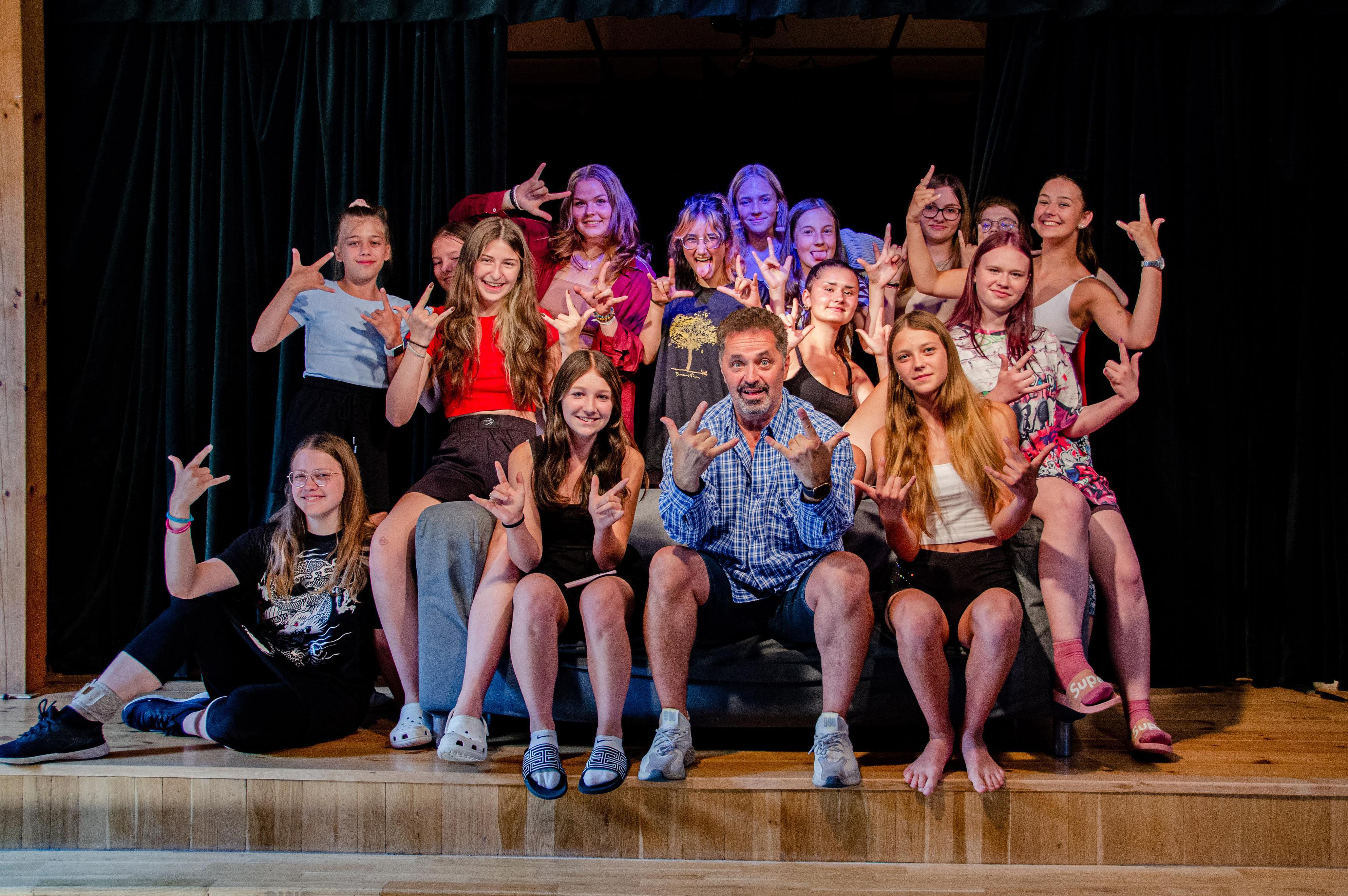 Umělecká agentura Ambrozia o.p.s.