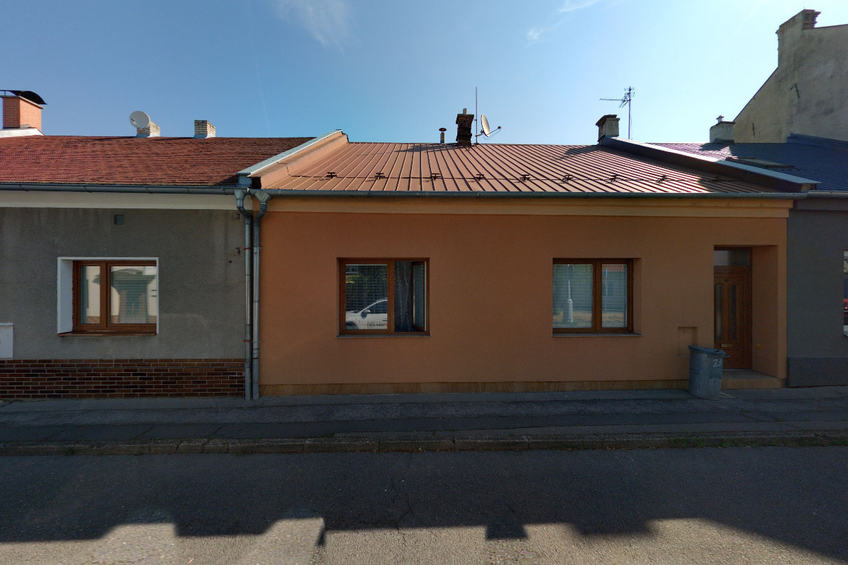 KOVOOPRAVNY - Veselý