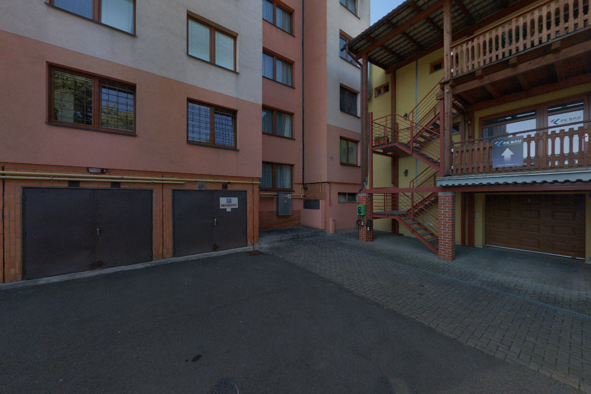 Lạc Viên Restaurant