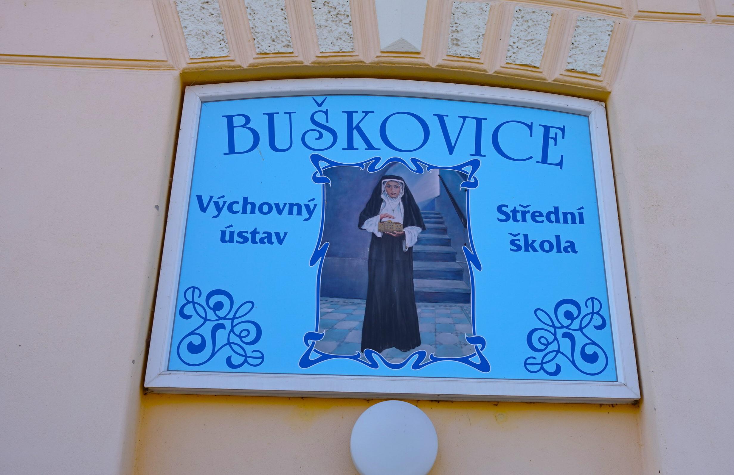 Výchovný ústav, středisko výchovné péče a střední škola Buškovice foto 2