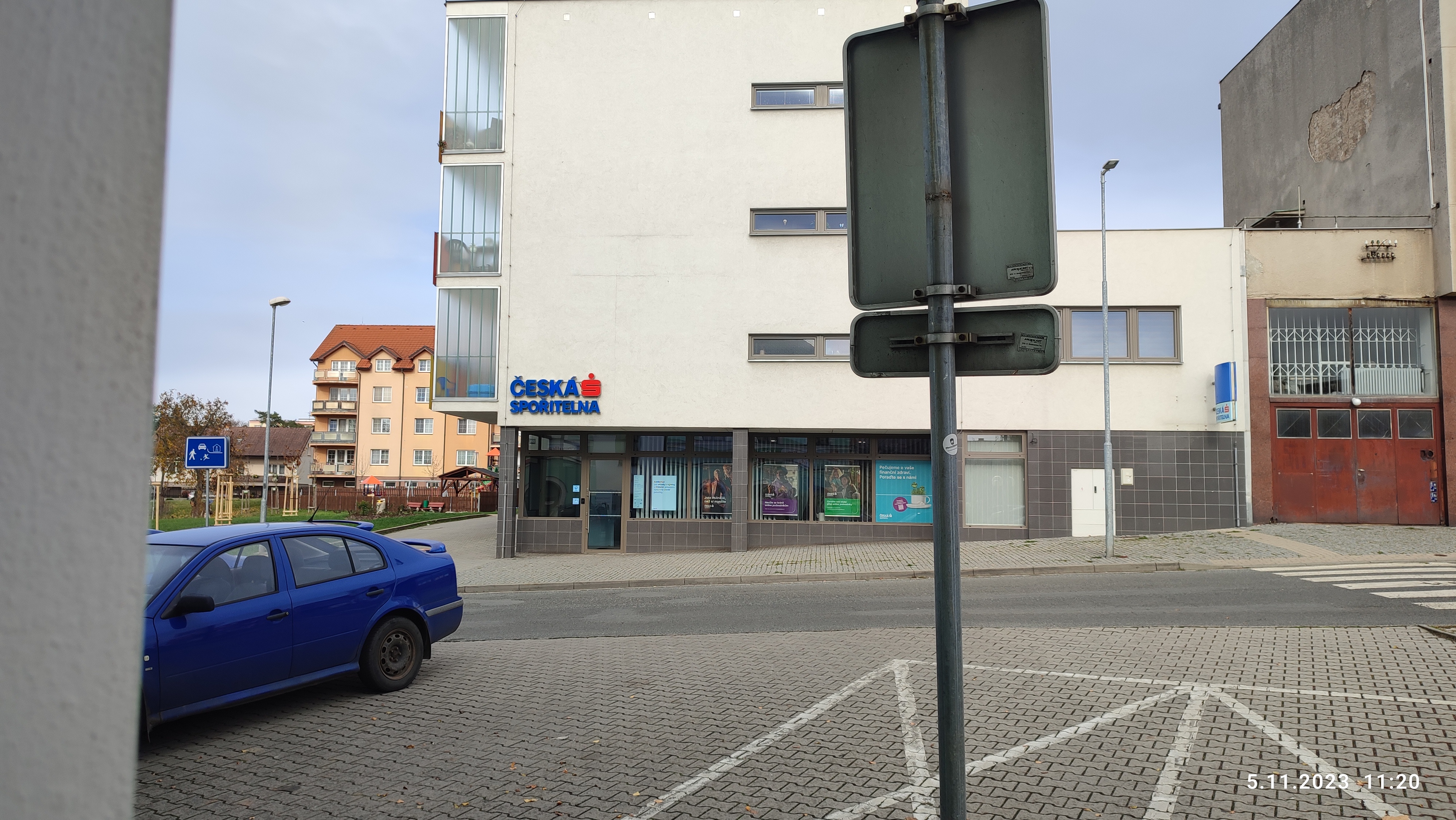 Bankomat České spořitelny foto 2