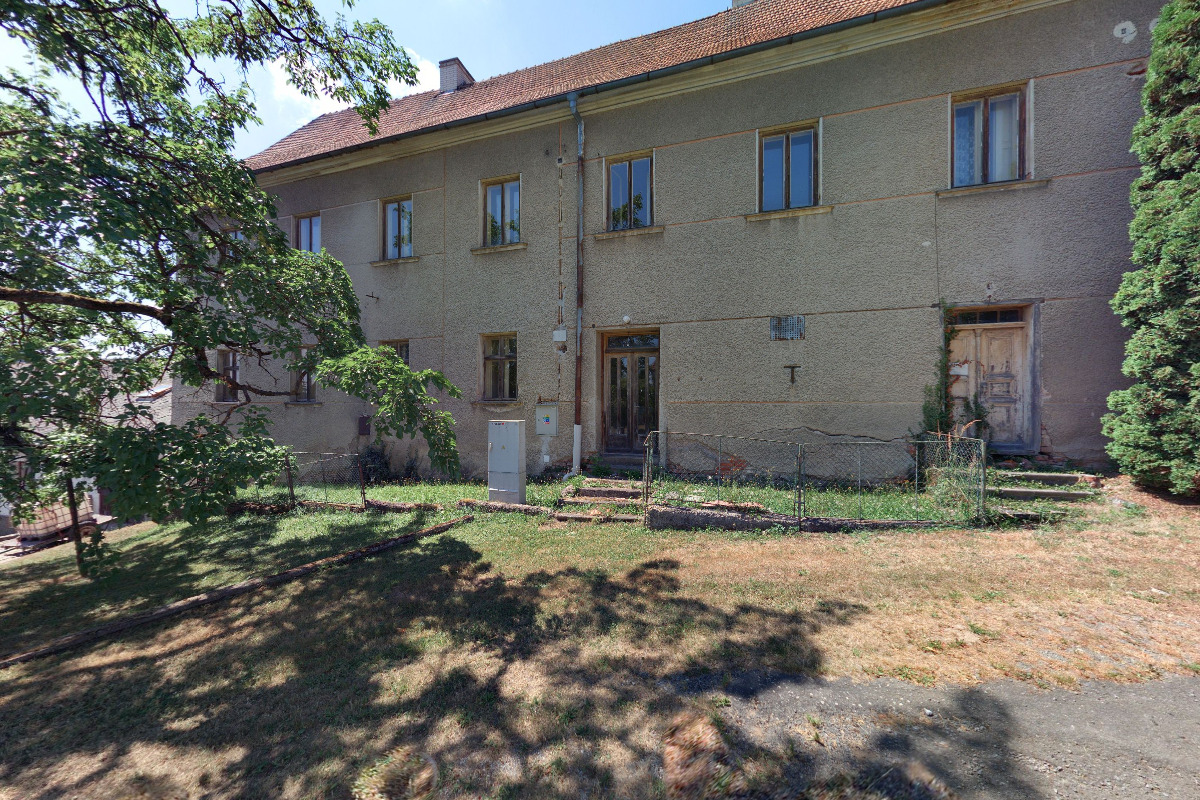 Římskokatolická farnost Jesenec foto 2