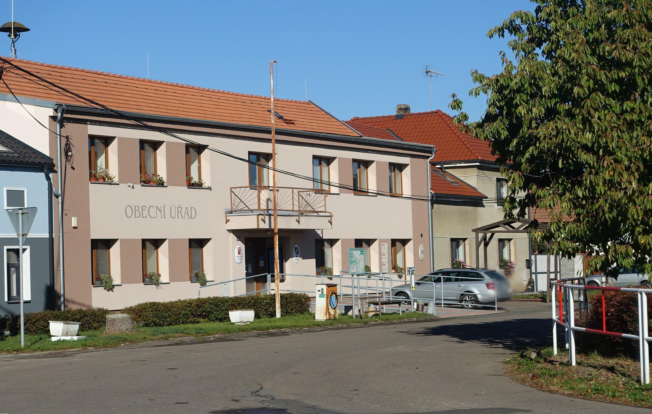 Opolany - obecní úřad