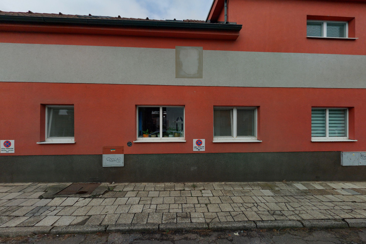 DECRO BZENEC, spol. s r.o.