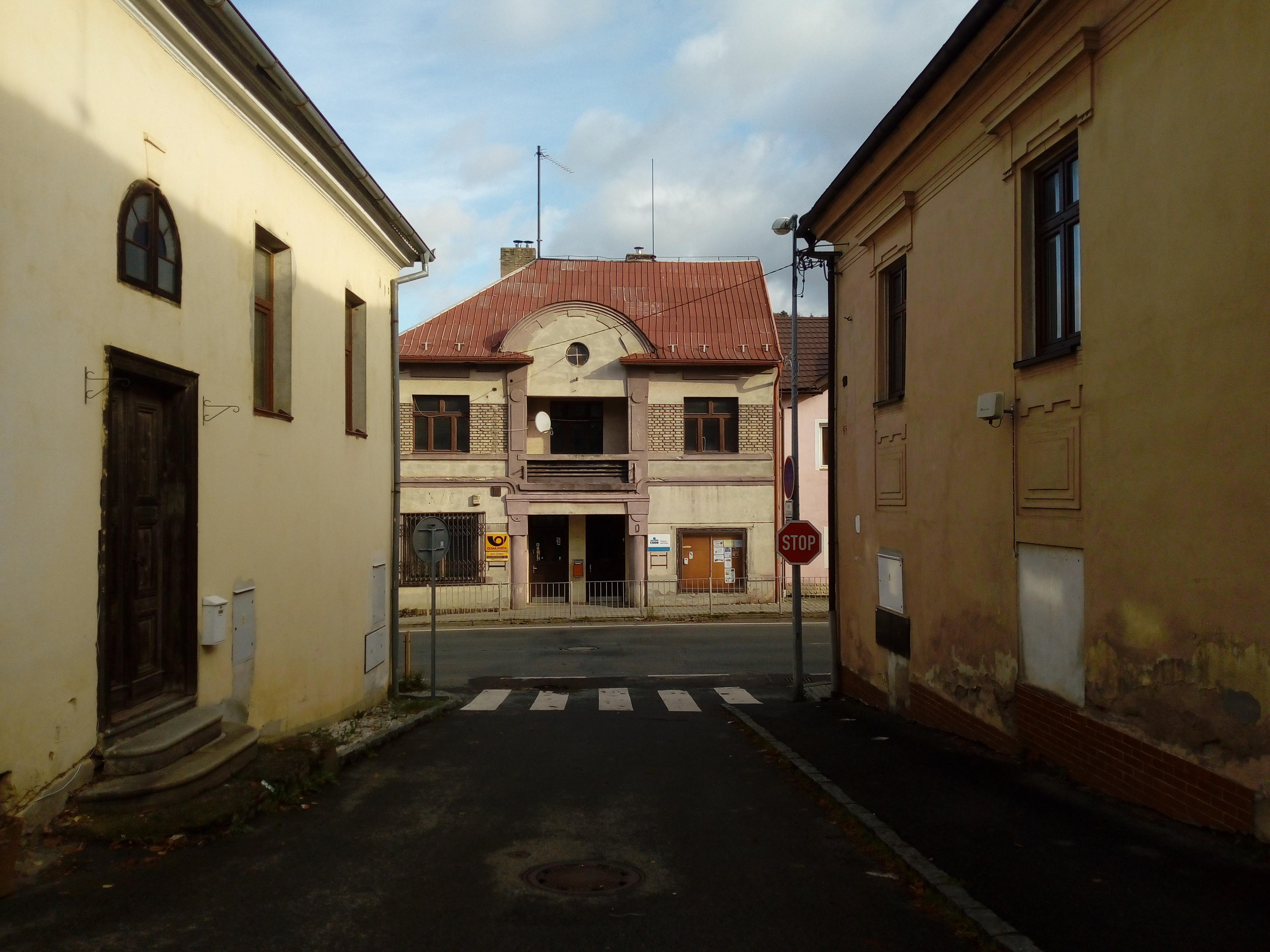 Pošta Jince foto 2
