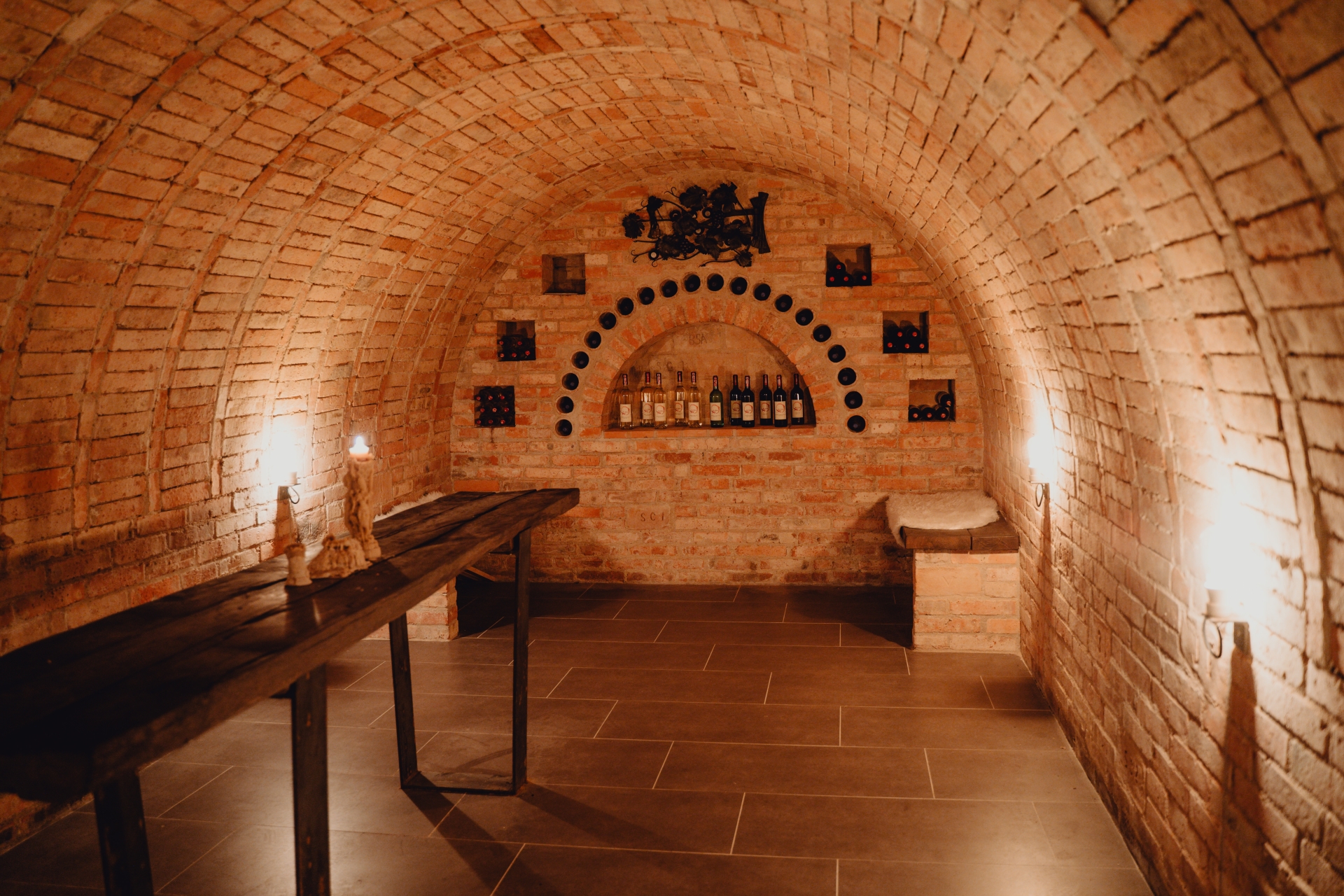 AirWine - letecké simulátory & vinný sklep na jižní Moravě foto 3