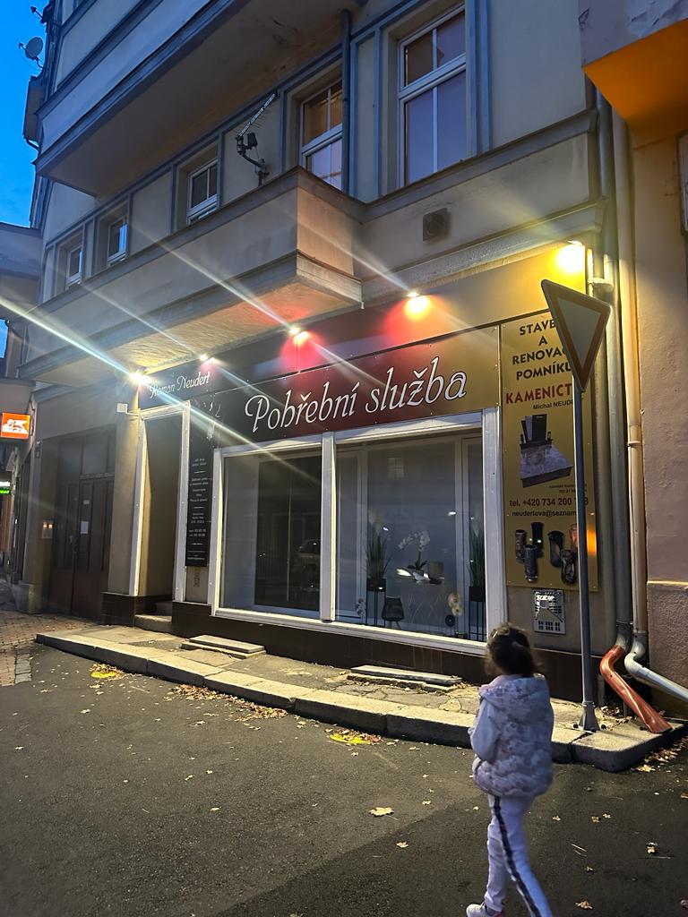 Pohřební služba Roman Neudert foto 4