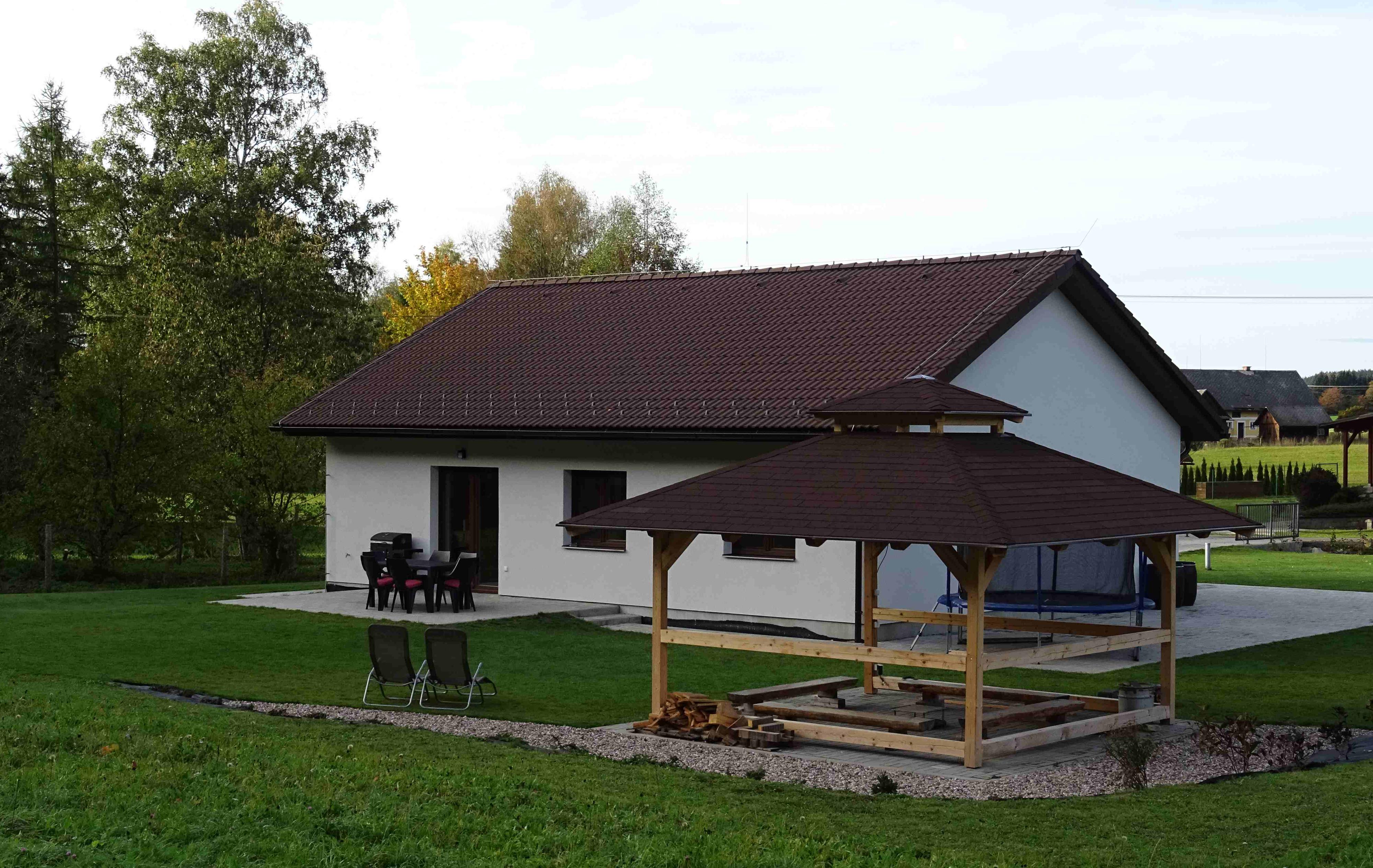 Pod zelenou strání foto 4