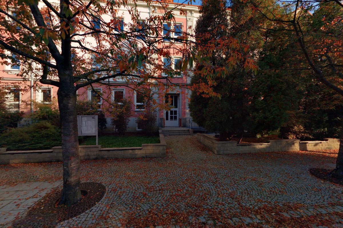Gymnázium Sokolov a Krajské vzdělávací centrum