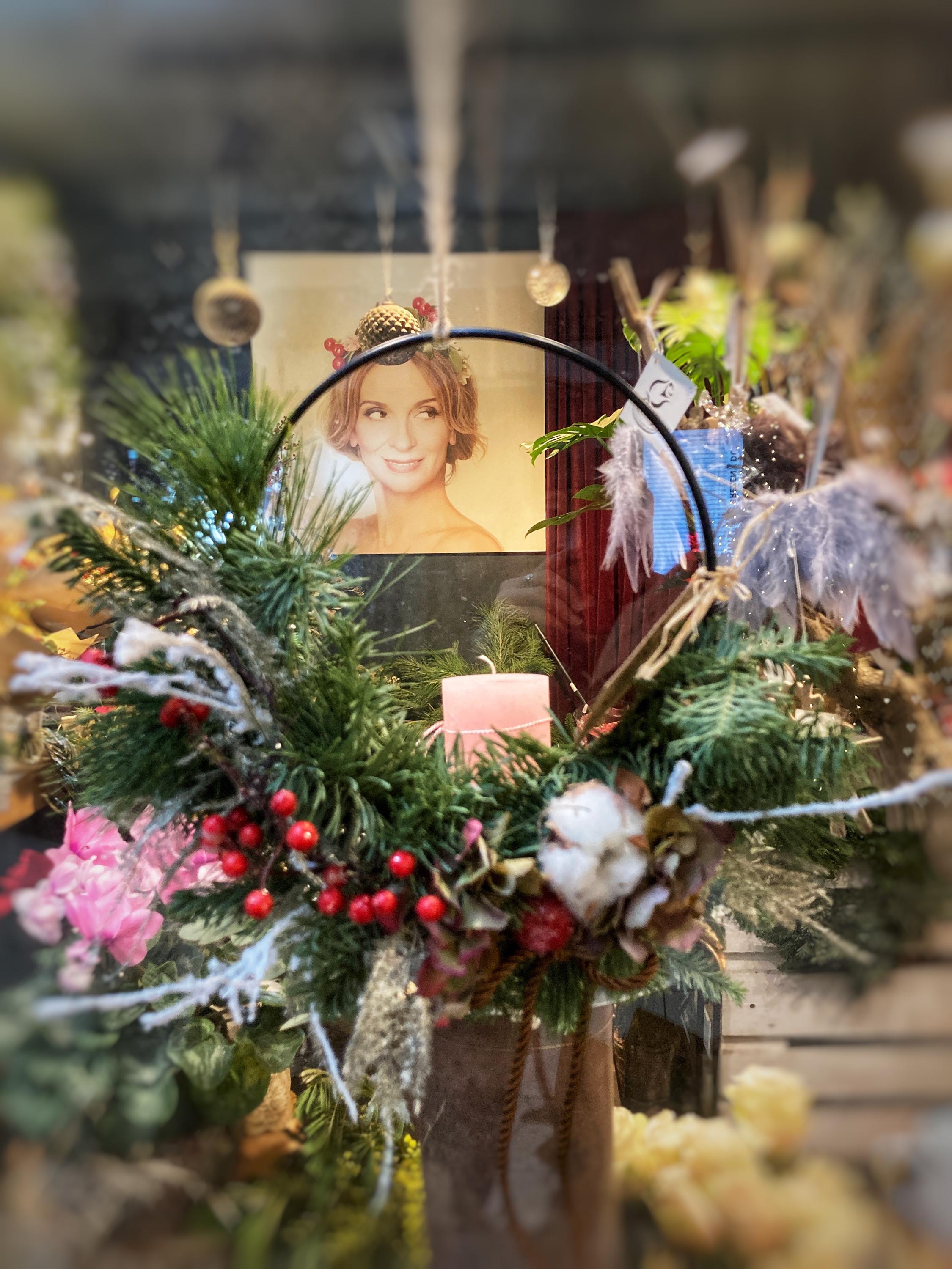 Květiny Za oponou foto 4