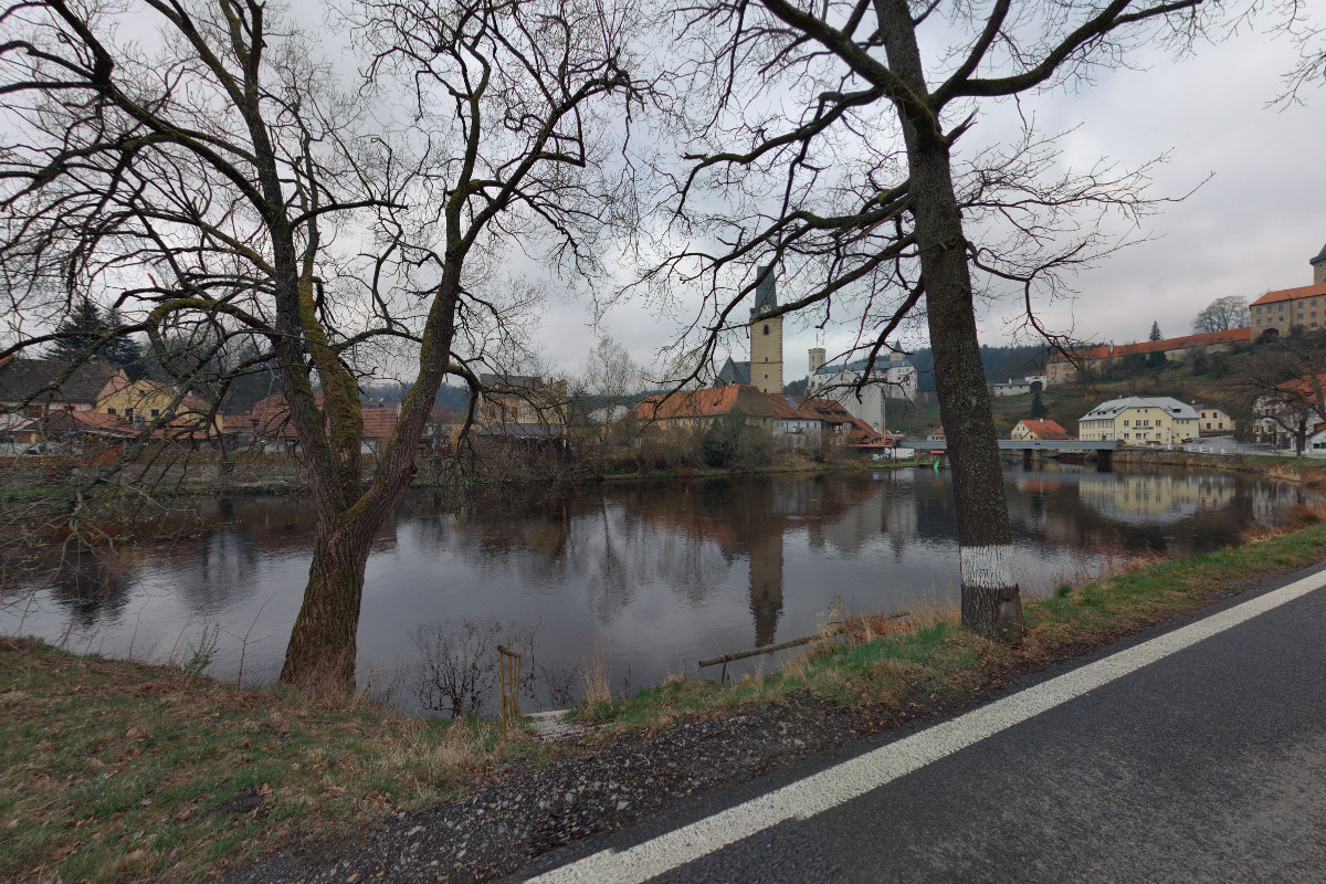 LODĚ & RAFTY LUKÁŠ