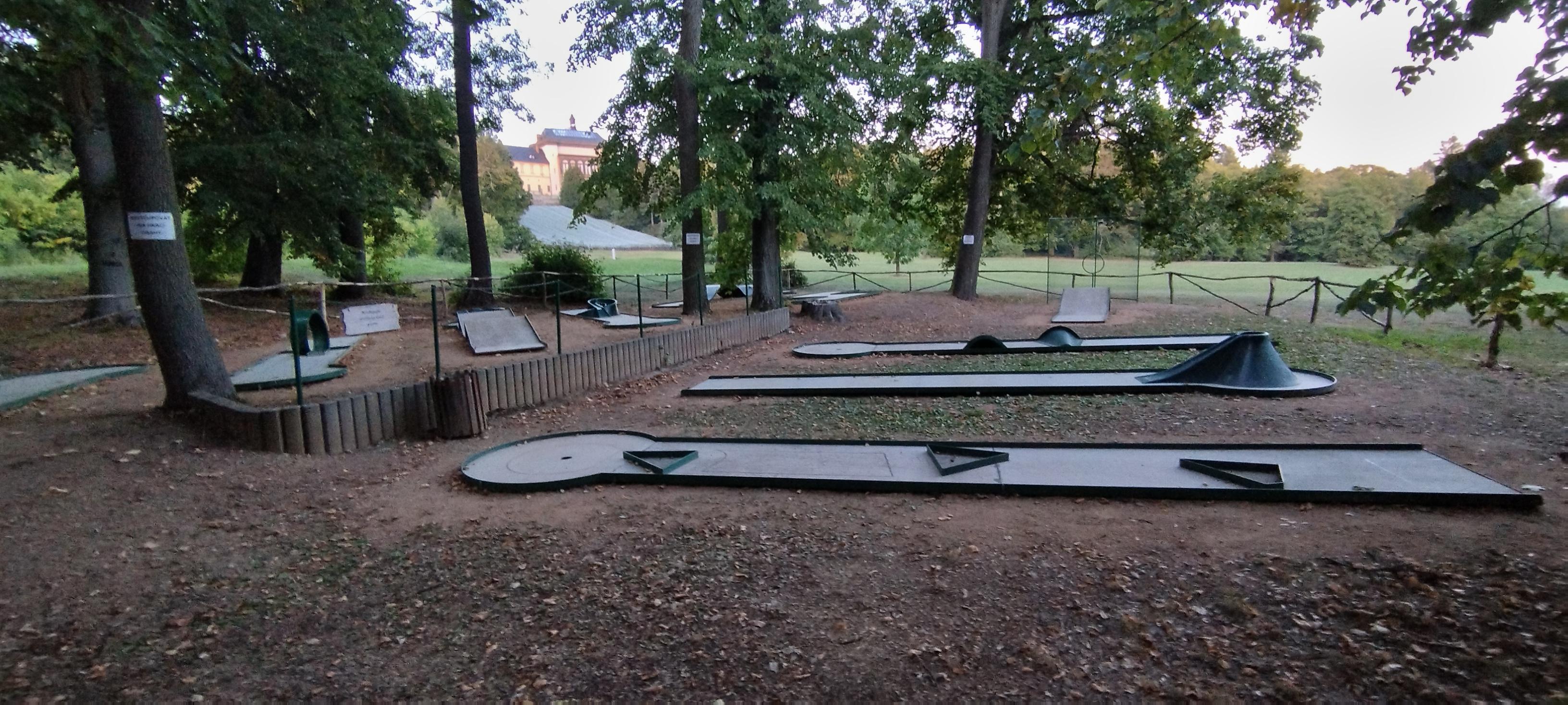 Minigolf Chateau Hotel Zbiroh foto 2