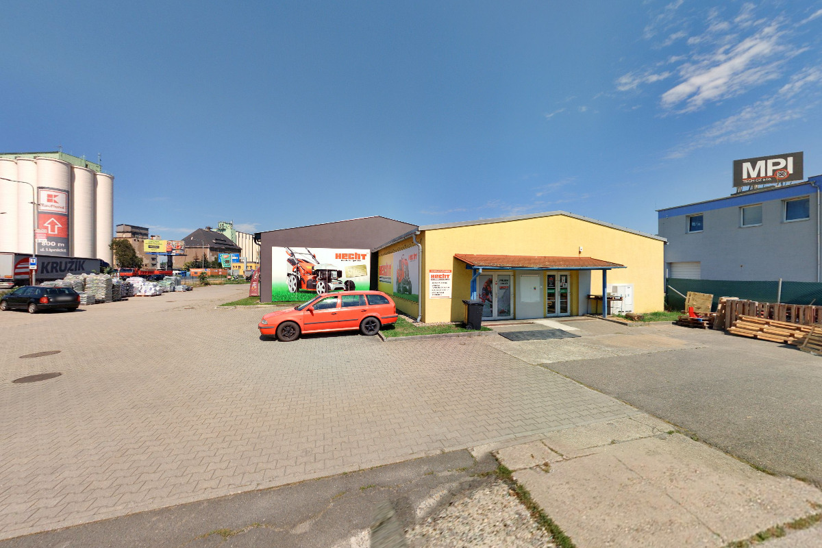 HECHT - specialista na zahradu foto 6