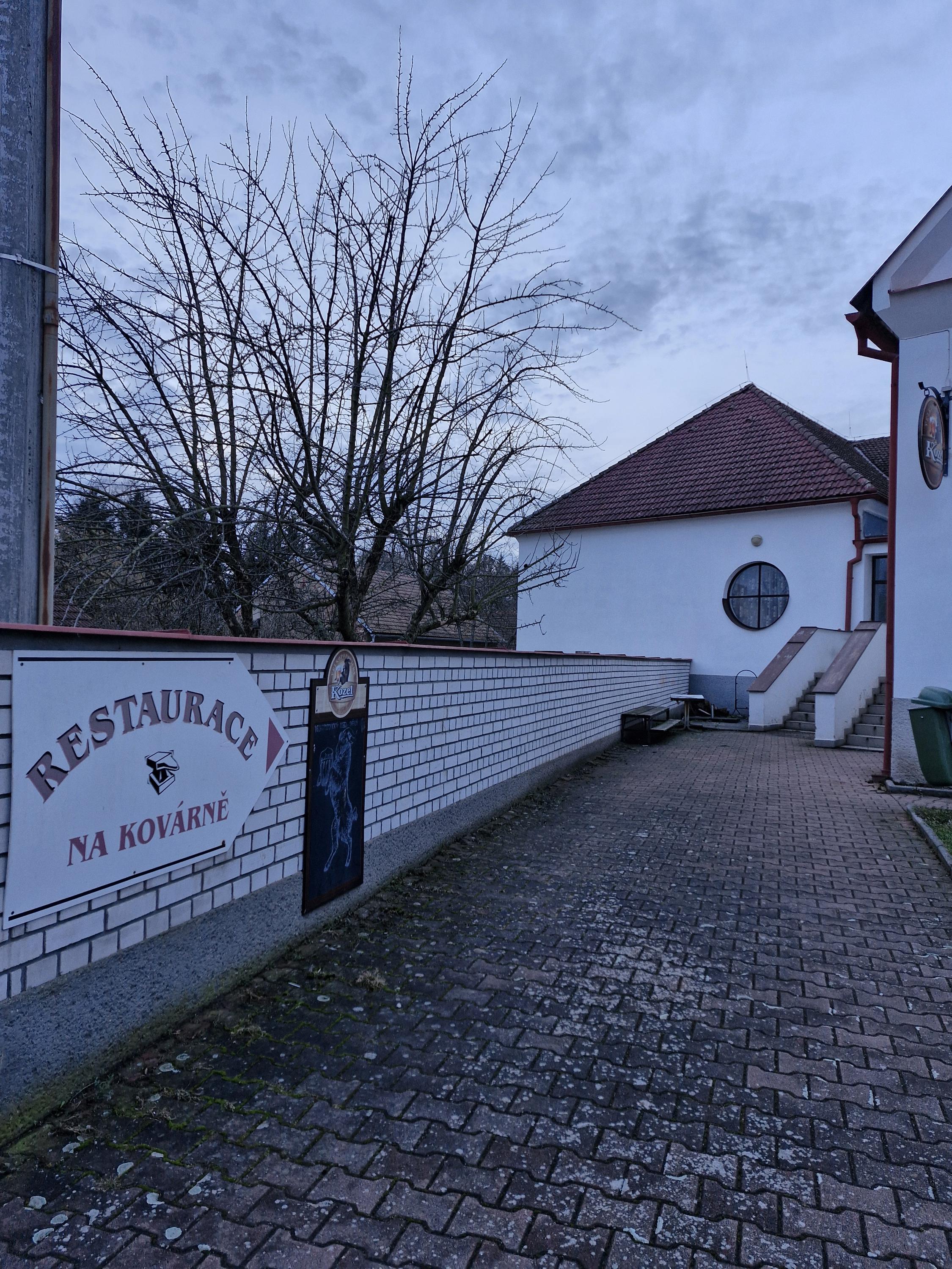 Restaurace Na kovárně foto 2