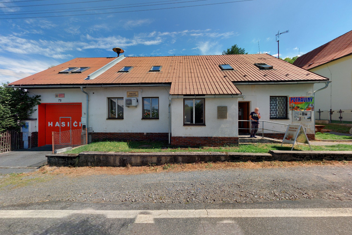 Obecní knihovna Fryšava pod Žákovou horou foto 3