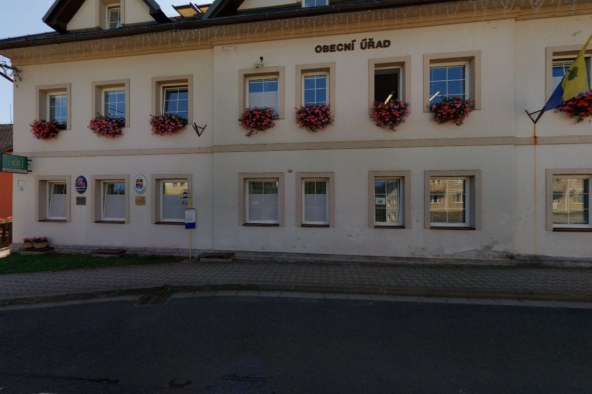 Městská knihovna Lipová - lázně foto 2