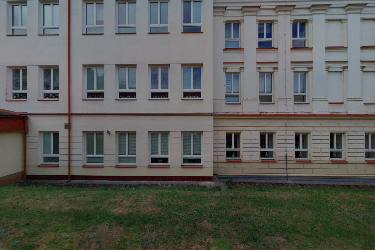 Základní škola a mateřská škola, Kamenický Šenov, nám. Míru 616 foto 3