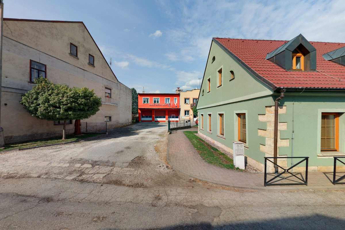 Jednotka sboru dobrovolných hasičů Miletín foto 2